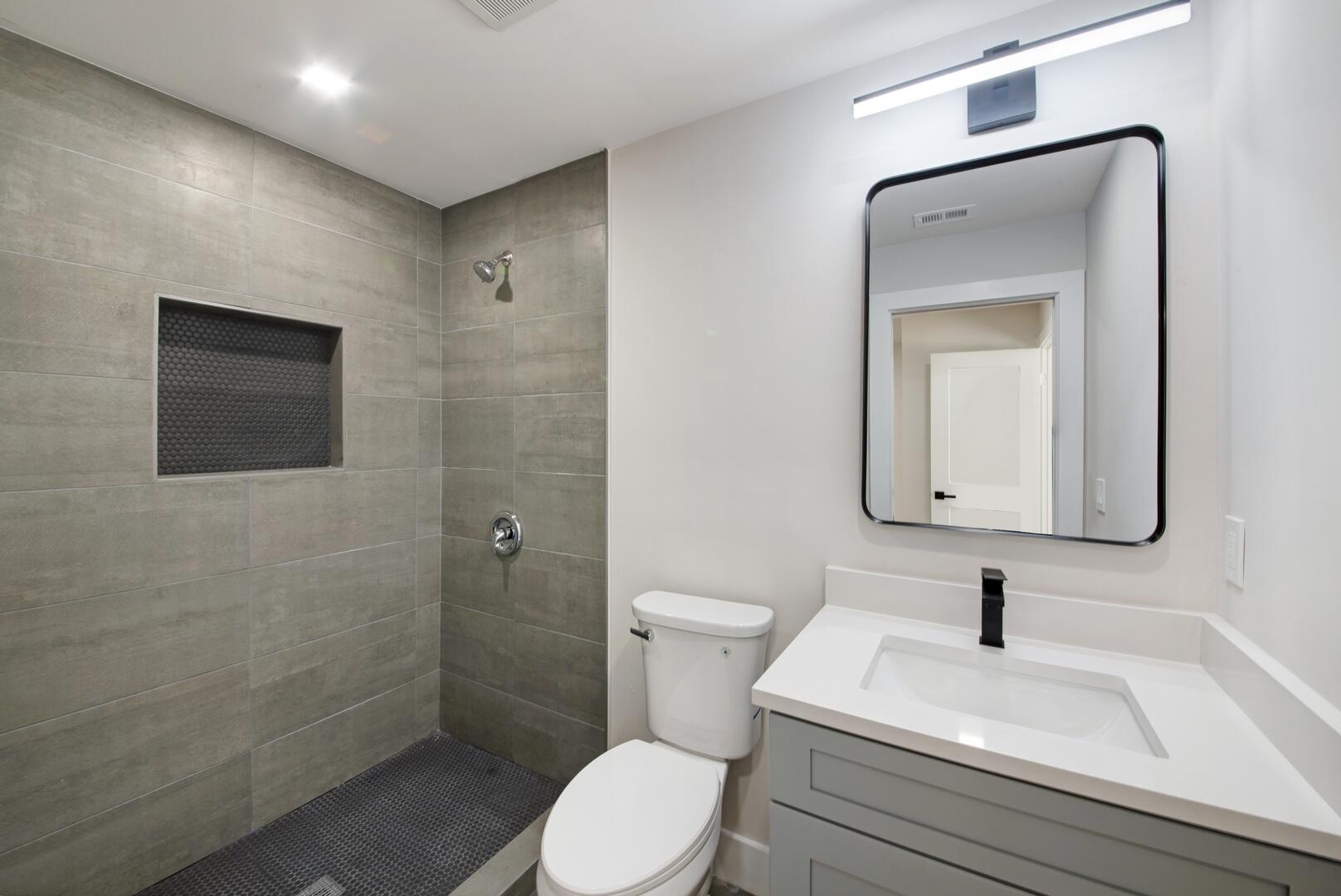 3105 Evergreen Lane