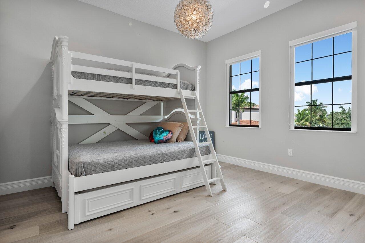 16804 Couture Court