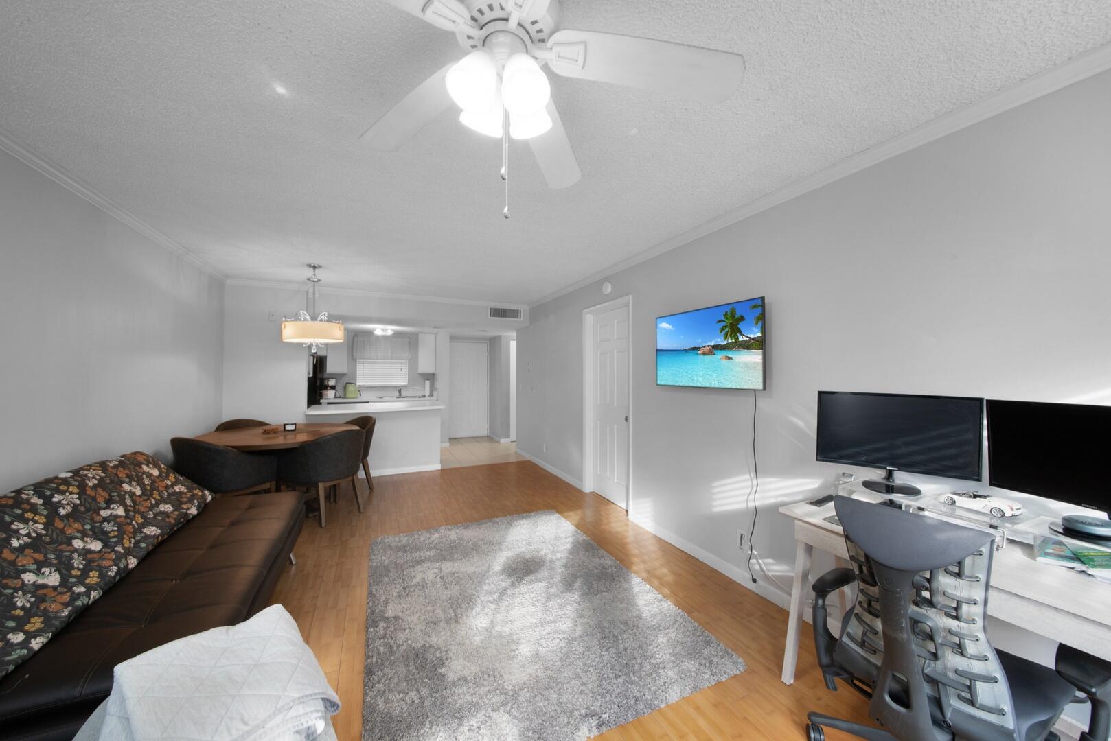 6332 La Costa Drive C