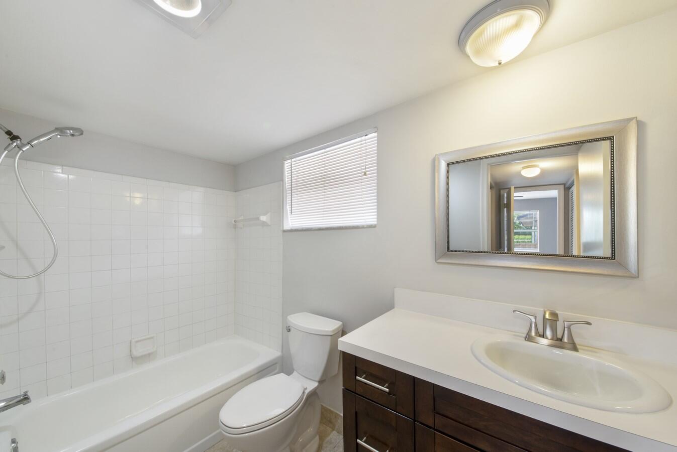 2755 W Atlantic Avenue C 212