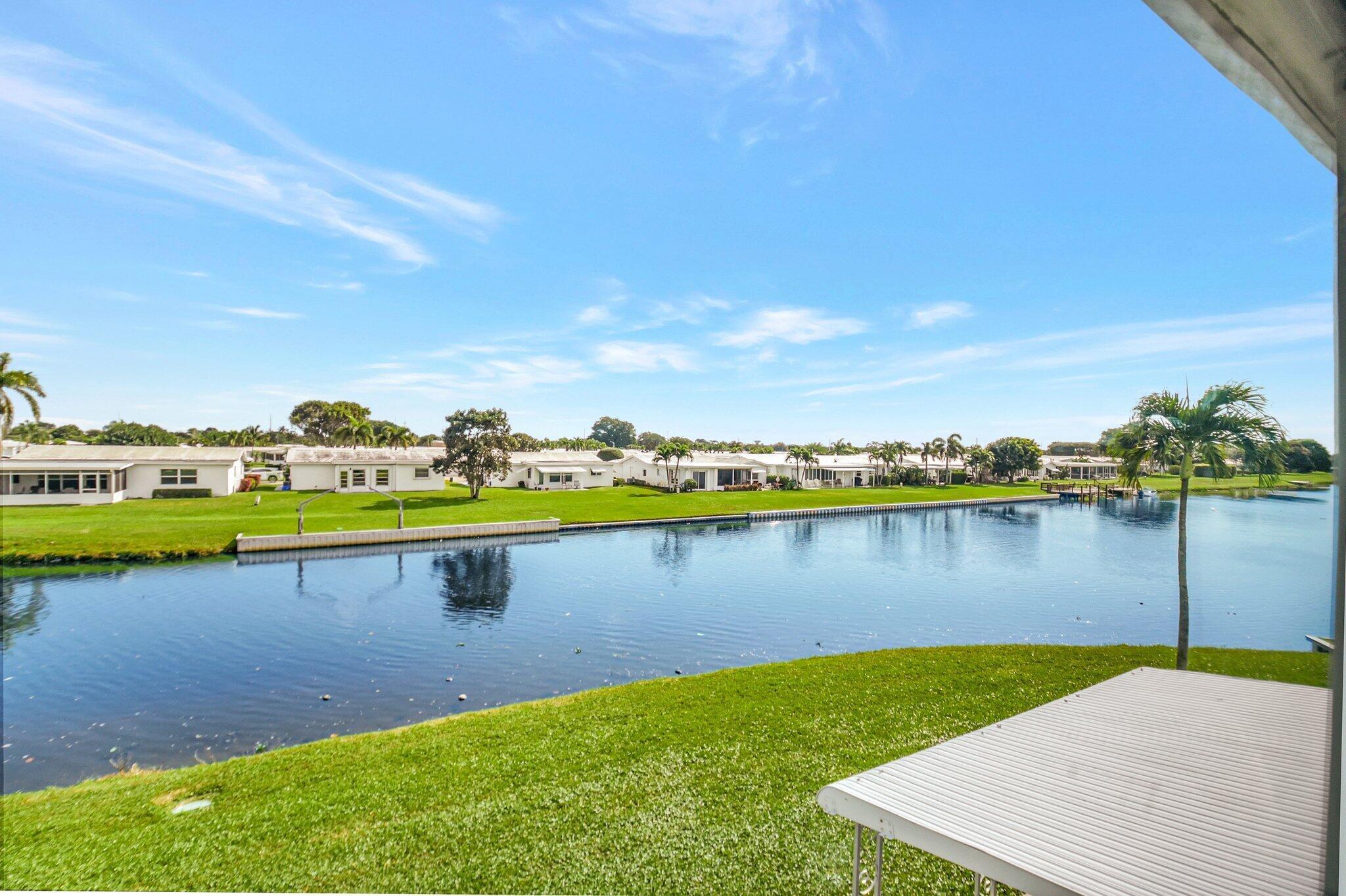 1112 Lake Terrace 203