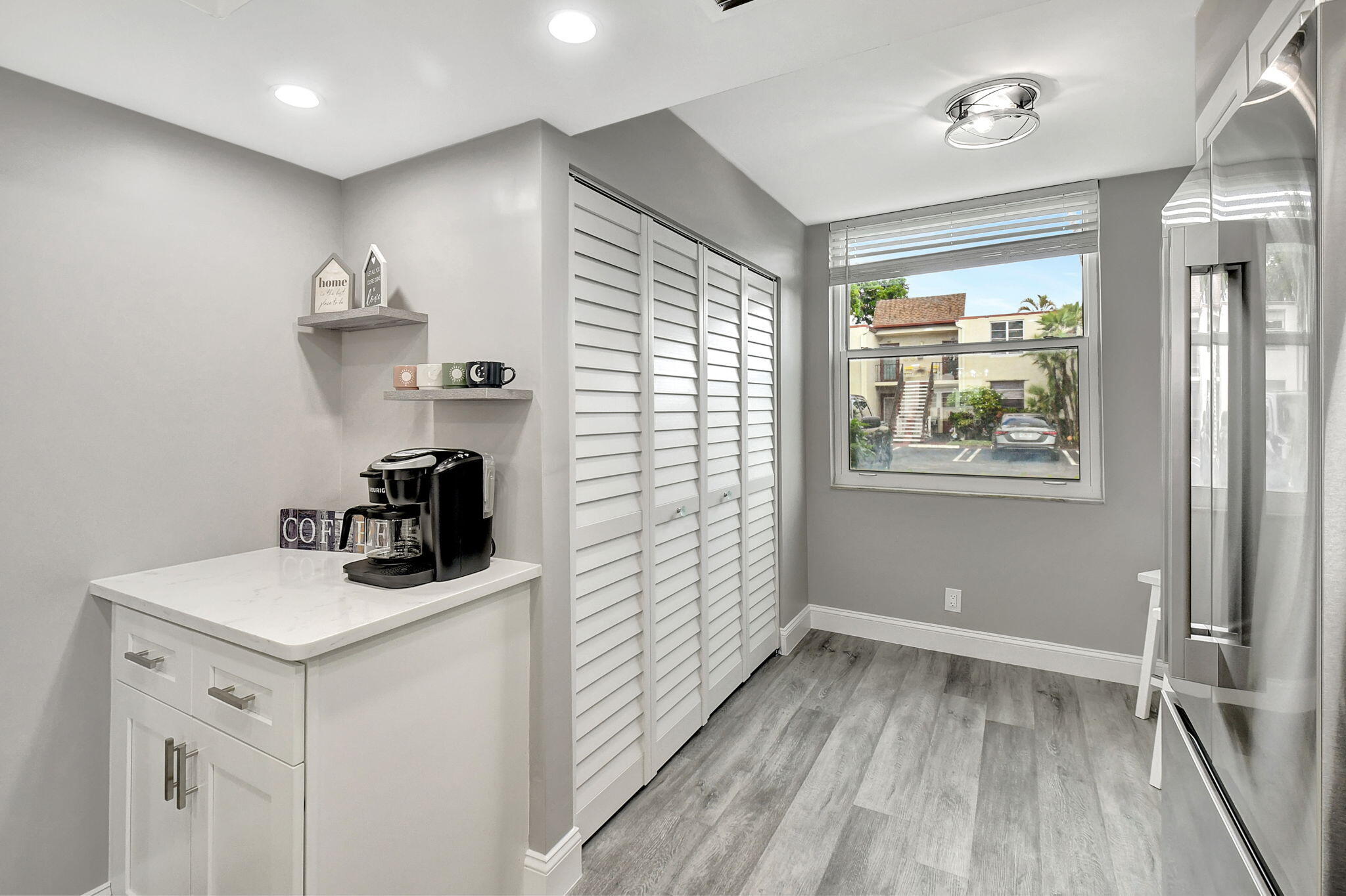 8 Willowbrook Lane 101
