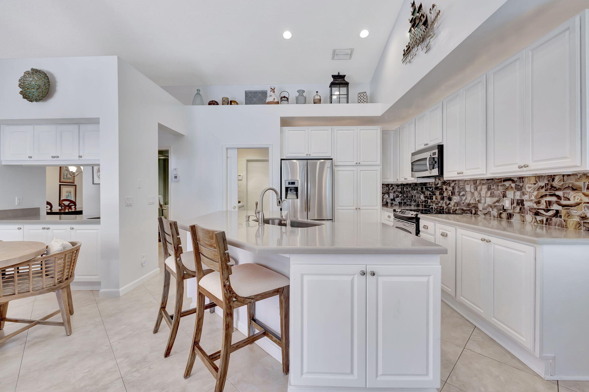 7708 Dorchester Road
