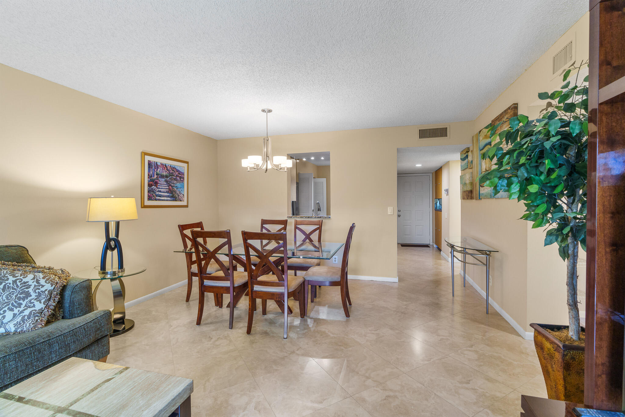 6515 Kensington Lane 201