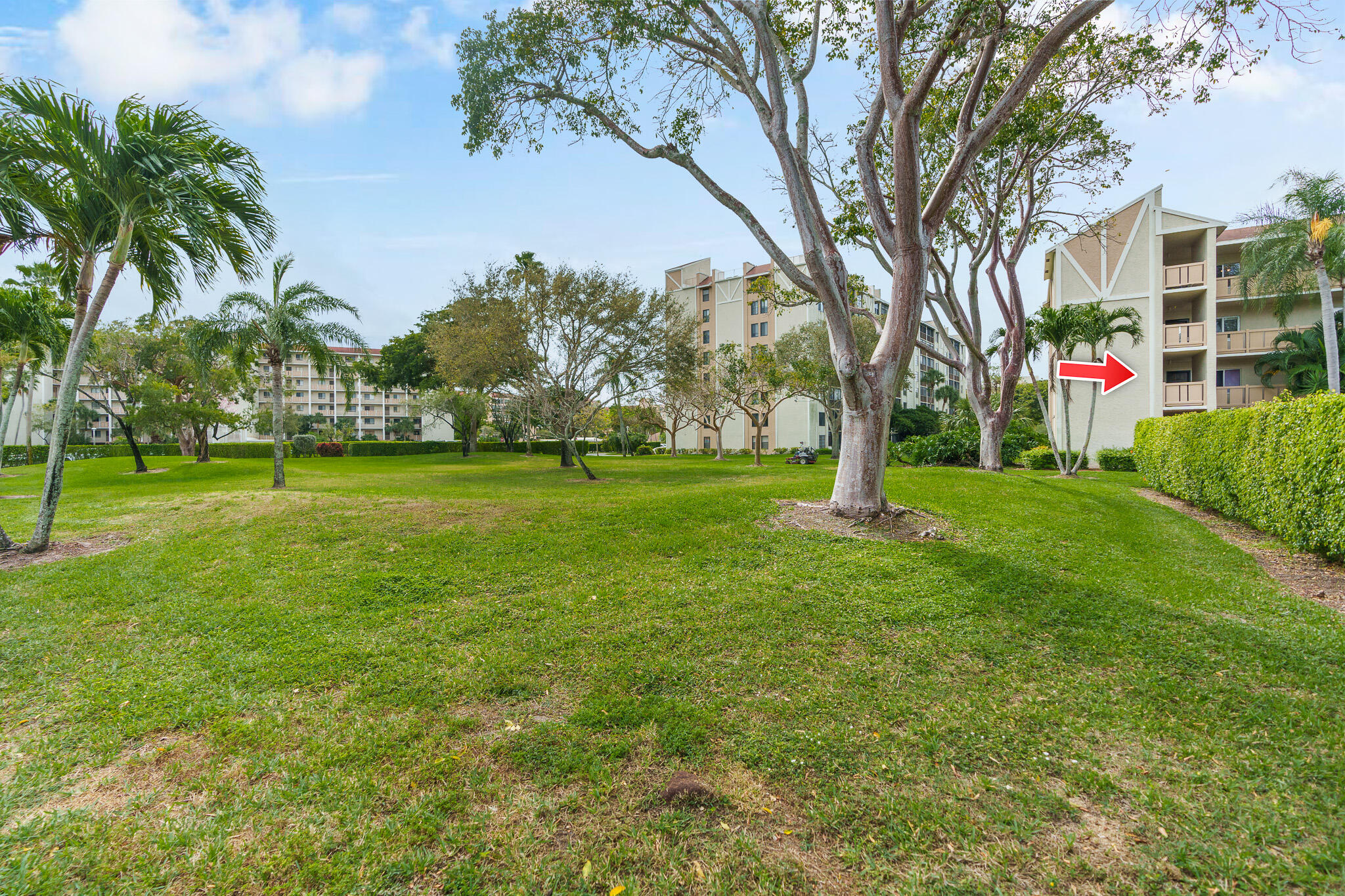 6515 Kensington Lane 201