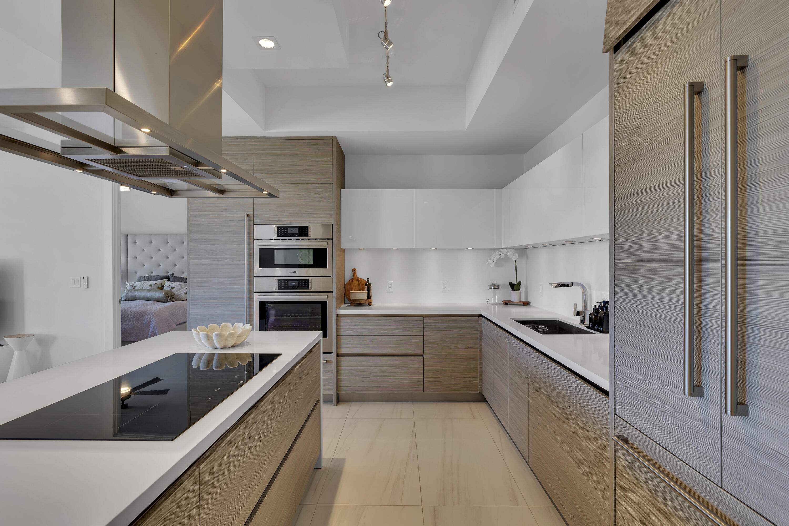 155 E Boca Raton Road Unit: 607