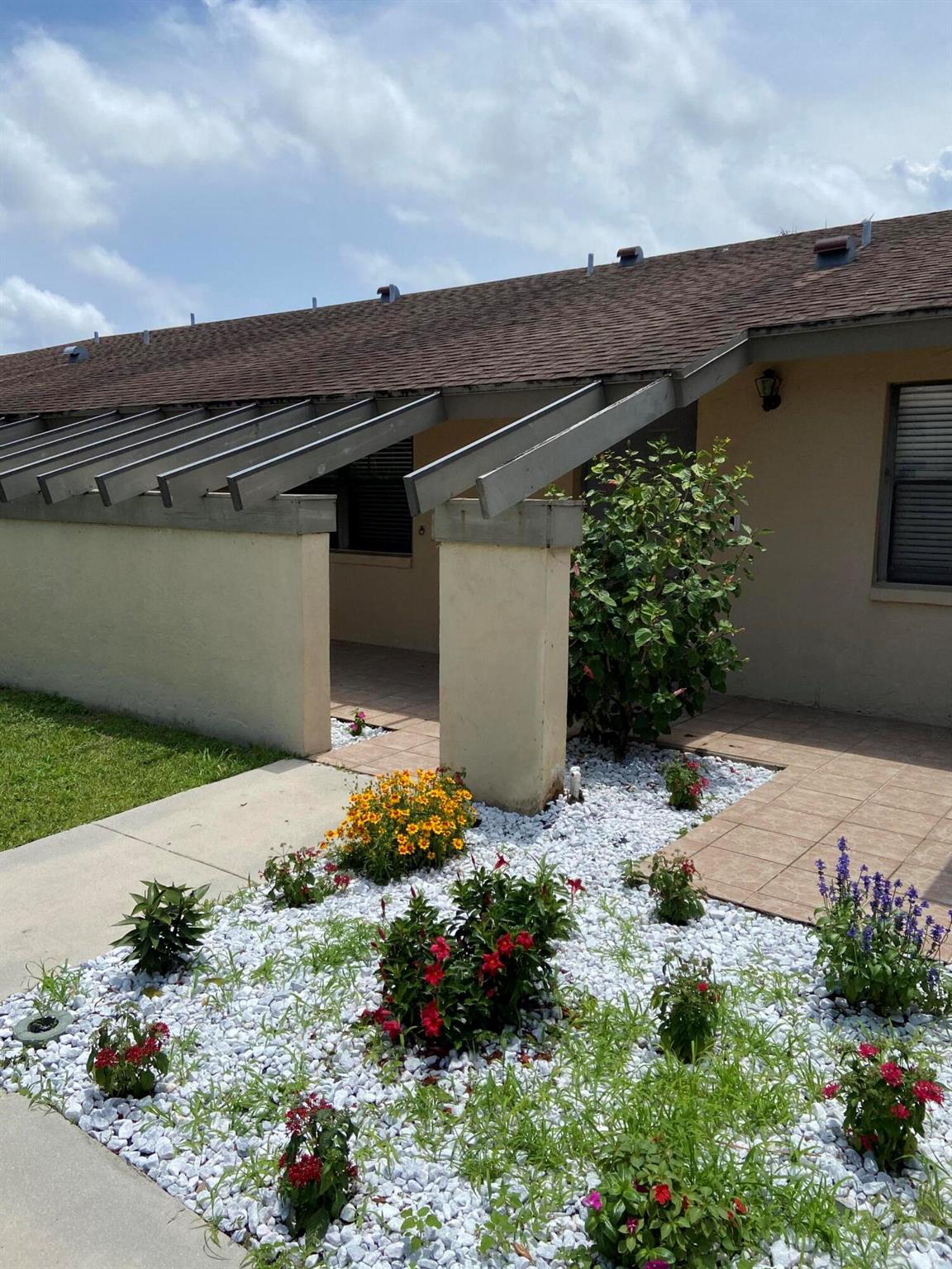 3000 SW 21st Terrace 321b