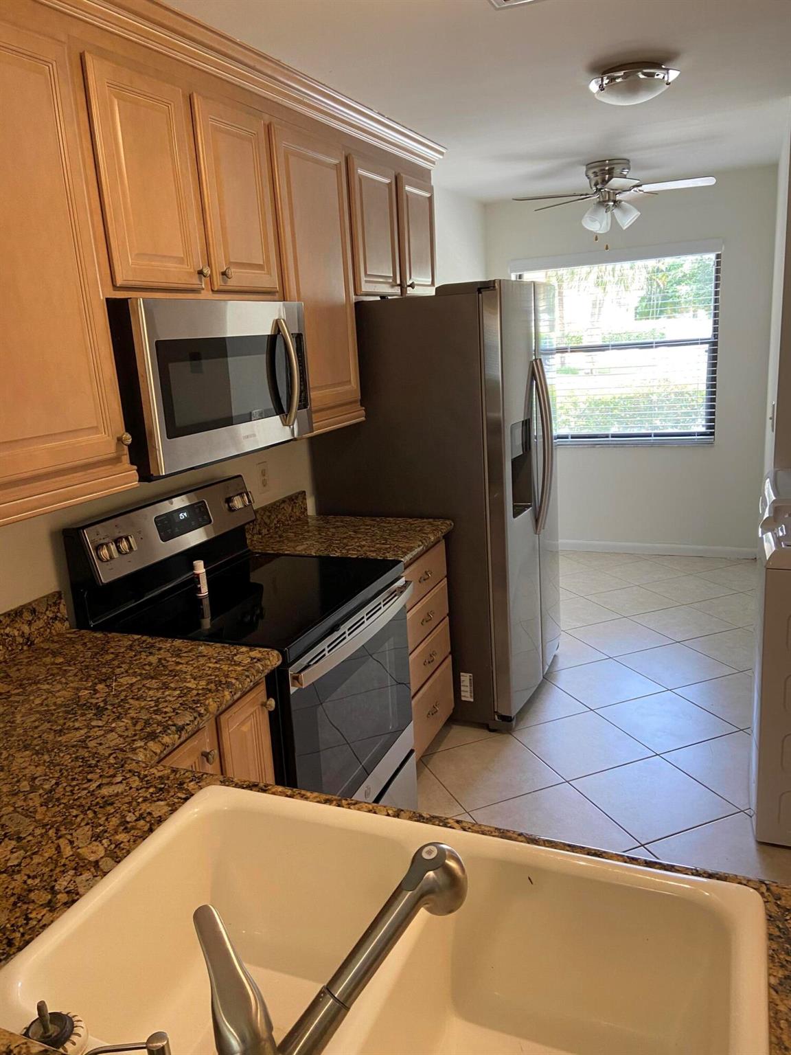 3000 SW 21st Terrace 321b