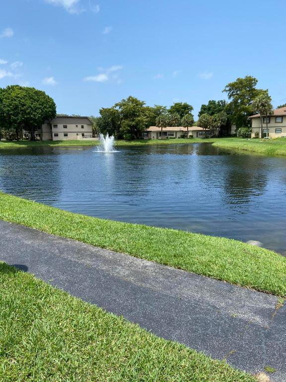 3000 SW 21st Terrace 321b