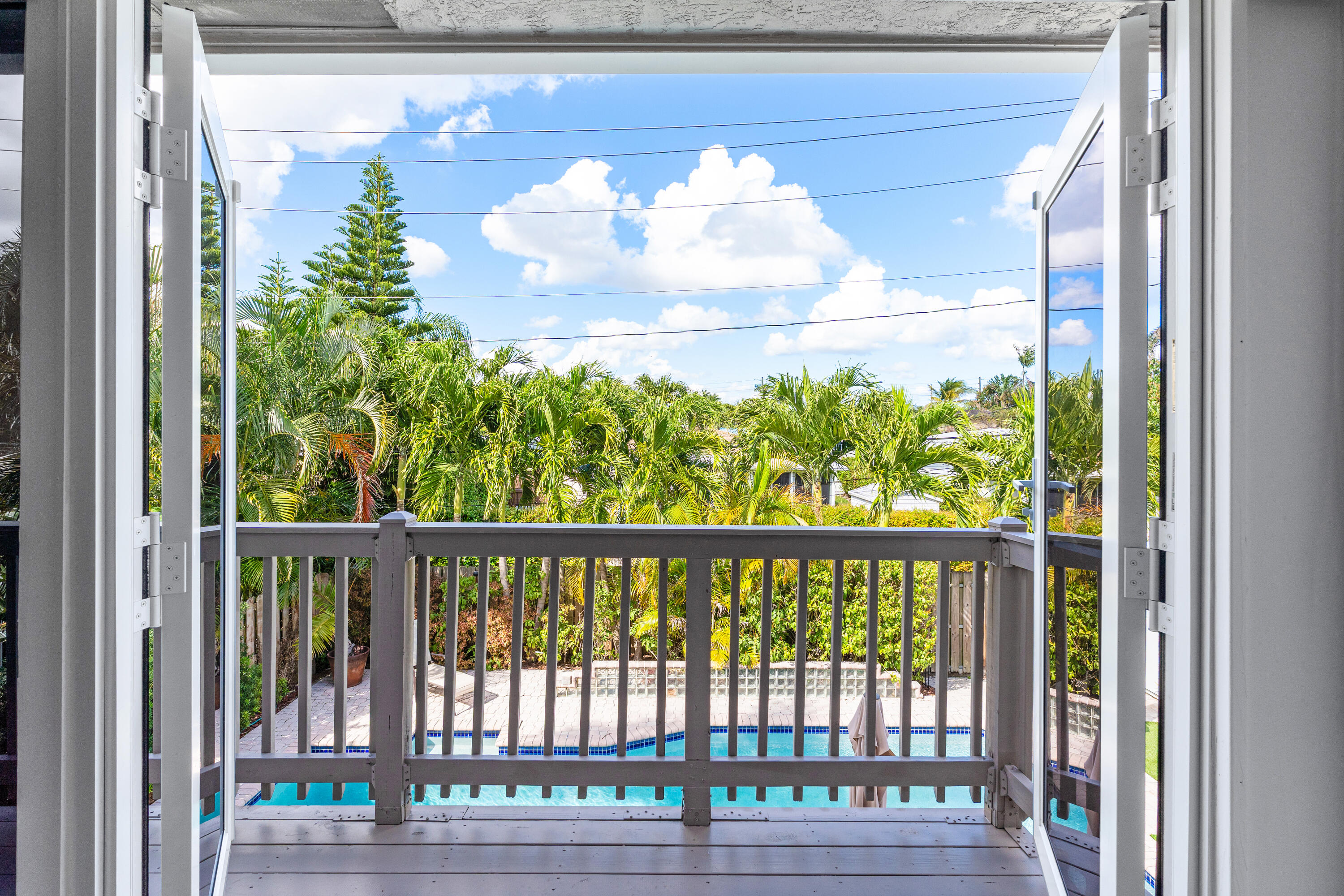 209 SE 3rd Terrace