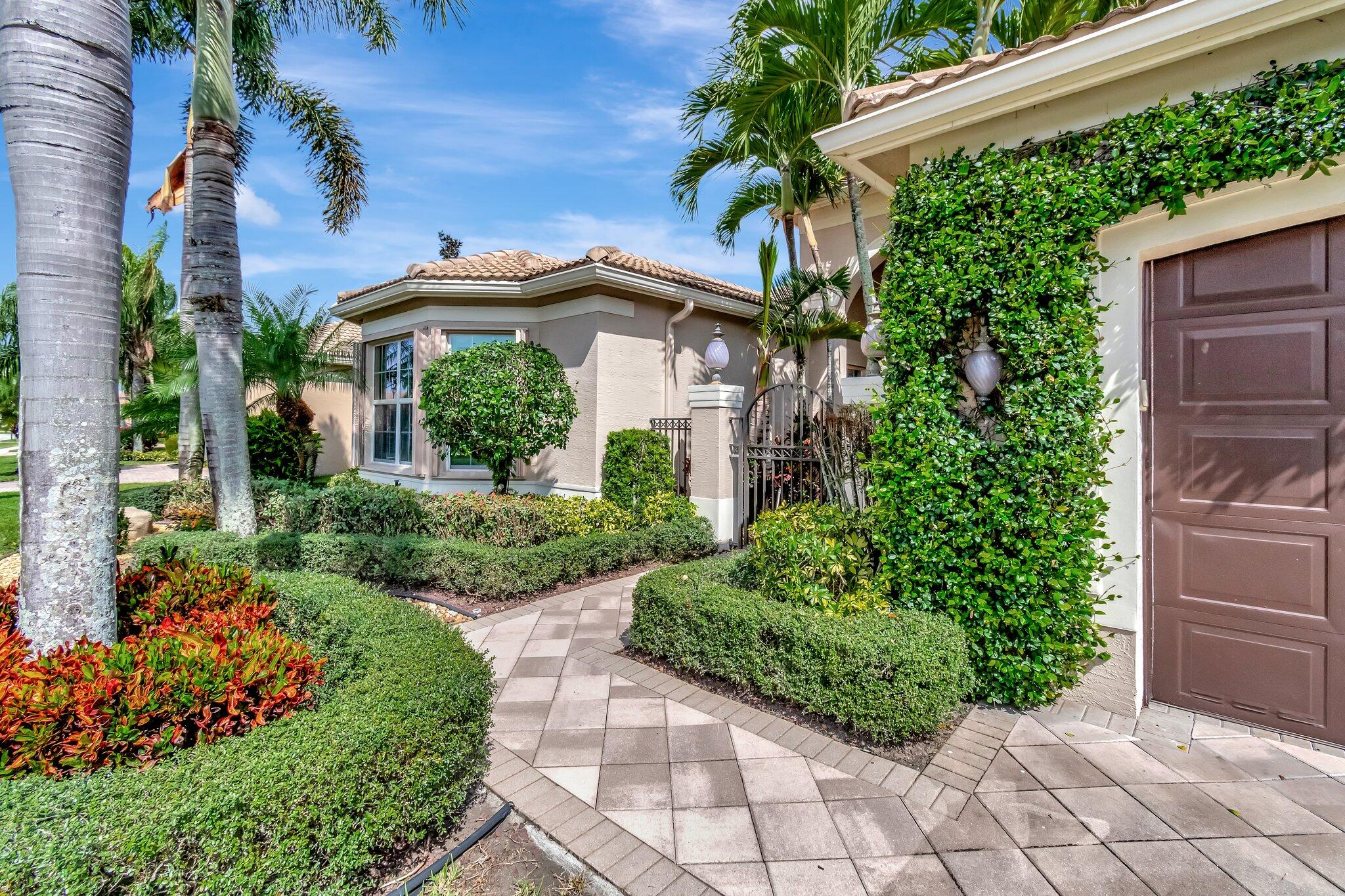 10702 Whitewind Circle