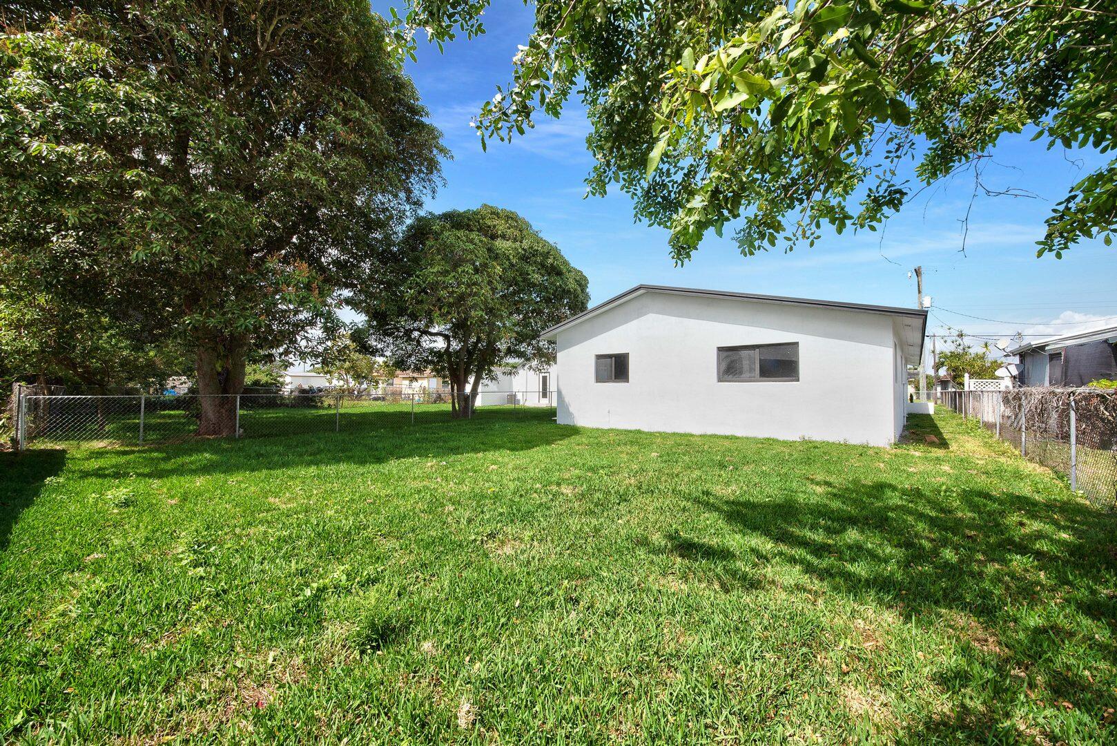 4410 SW 23rd Street