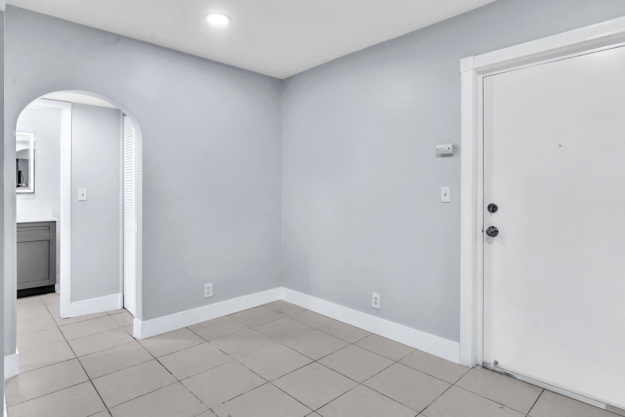 450 NW 20th Street 312