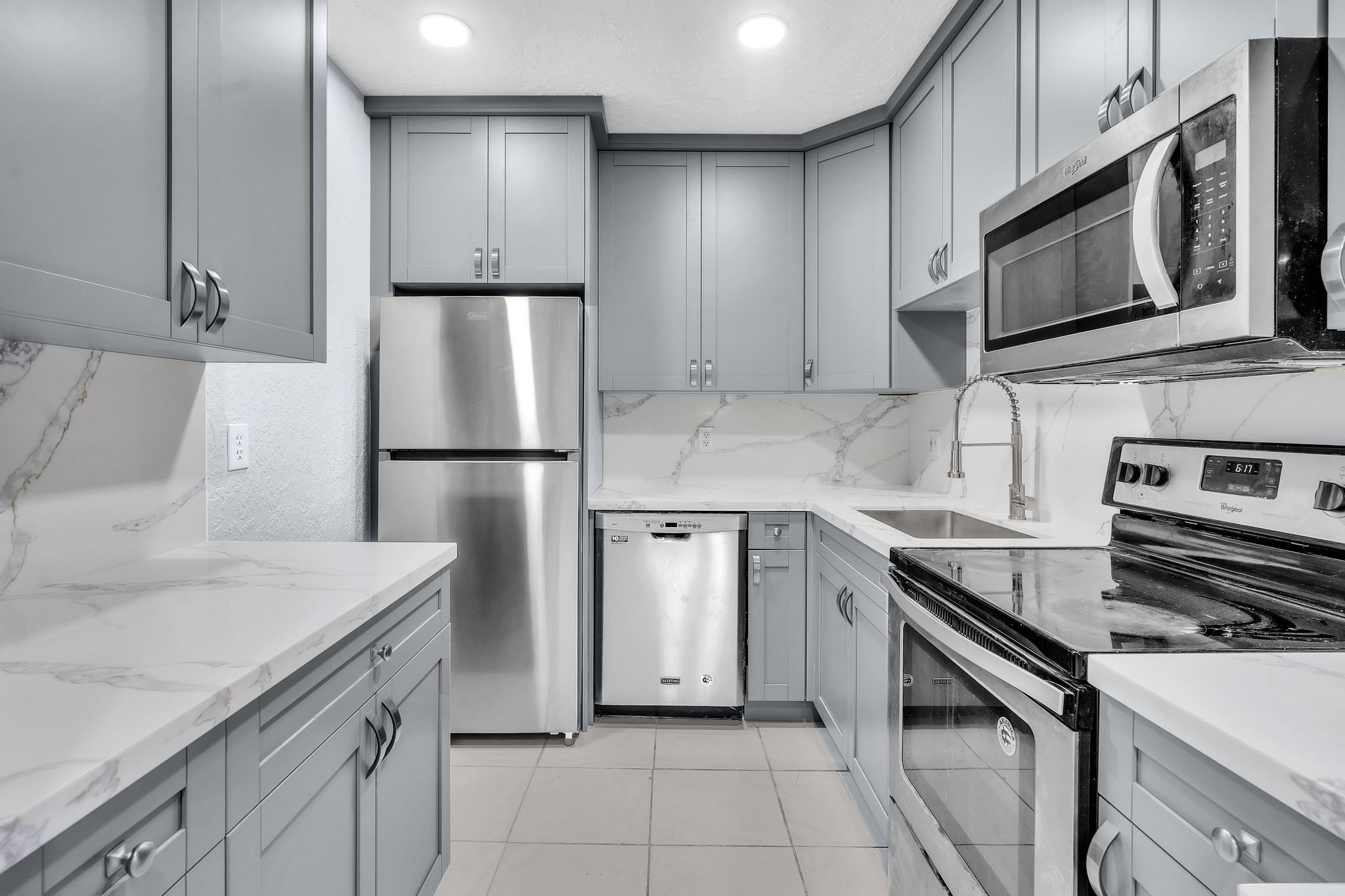 450 NW 20th Street 312