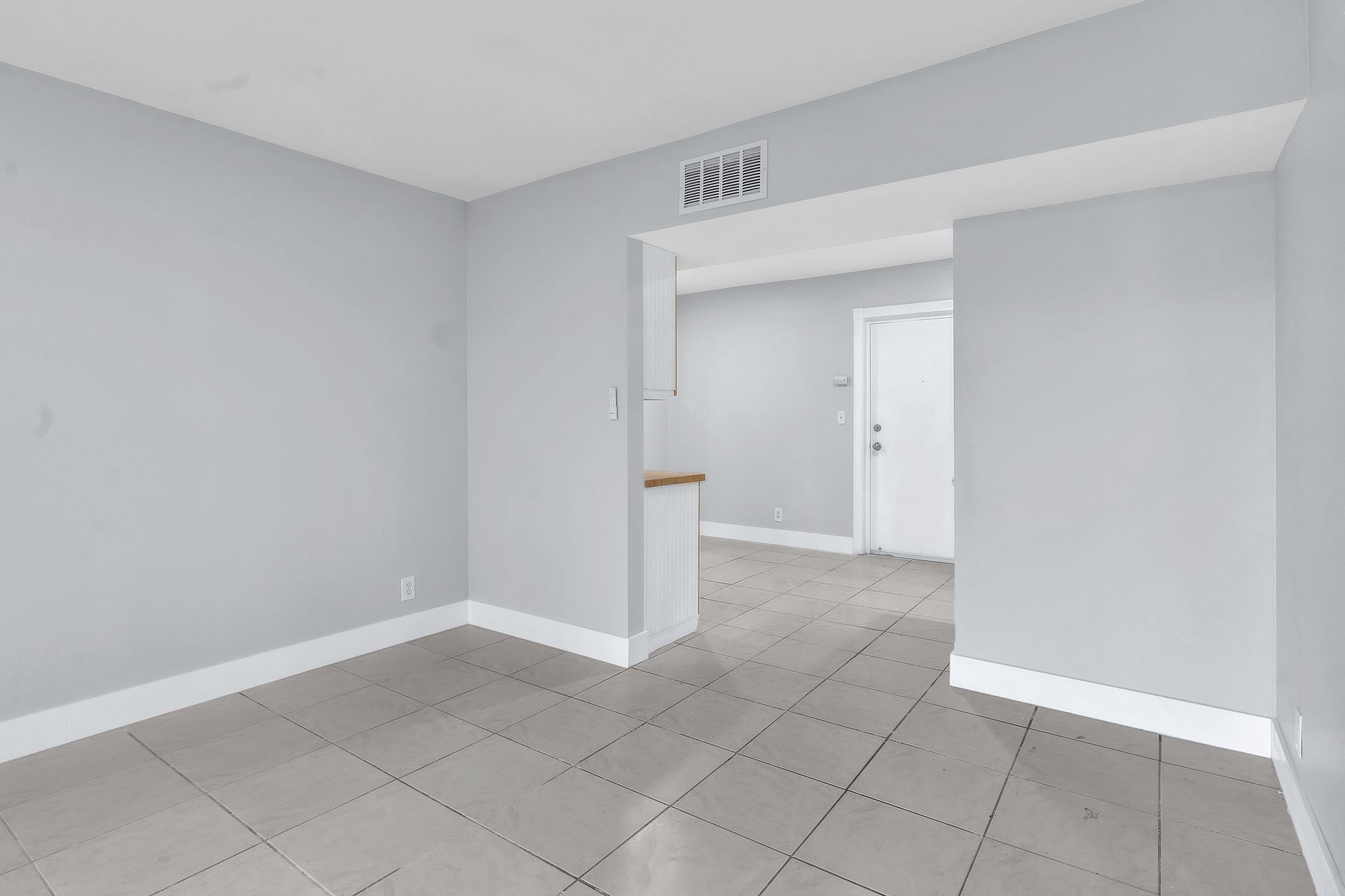 450 NW 20th Street 312