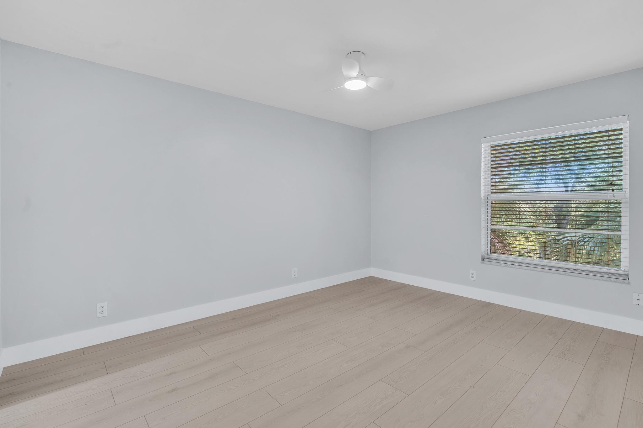 450 NW 20th Street 312