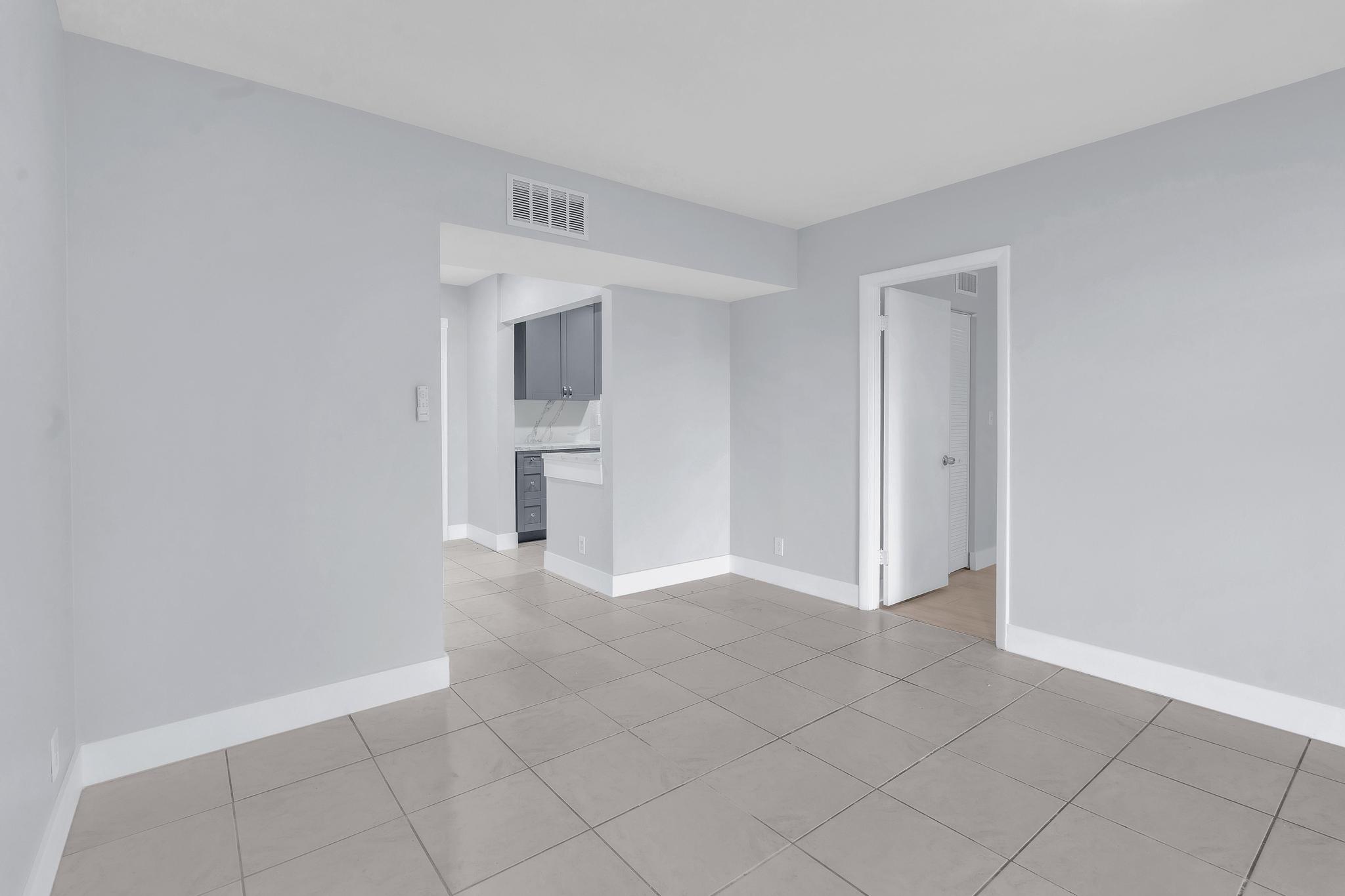 450 NW 20th Street 312