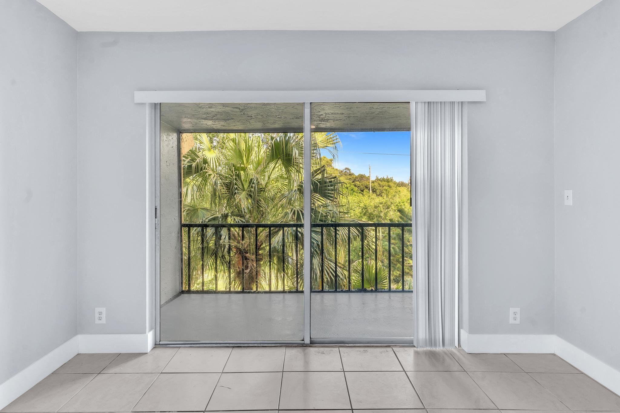 450 NW 20th Street 312