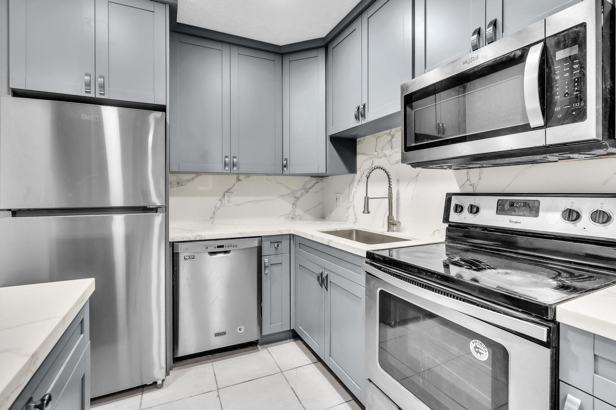 450 NW 20th Street 312