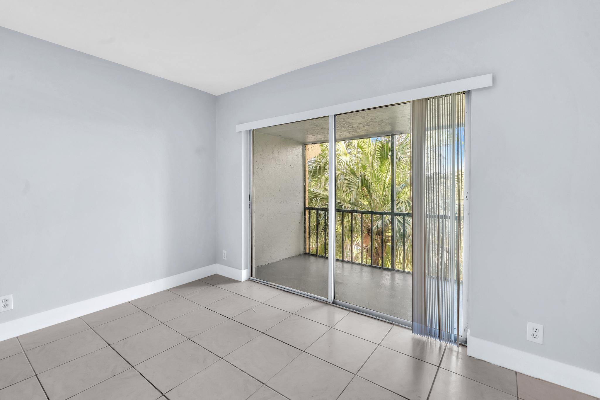 450 NW 20th Street 312