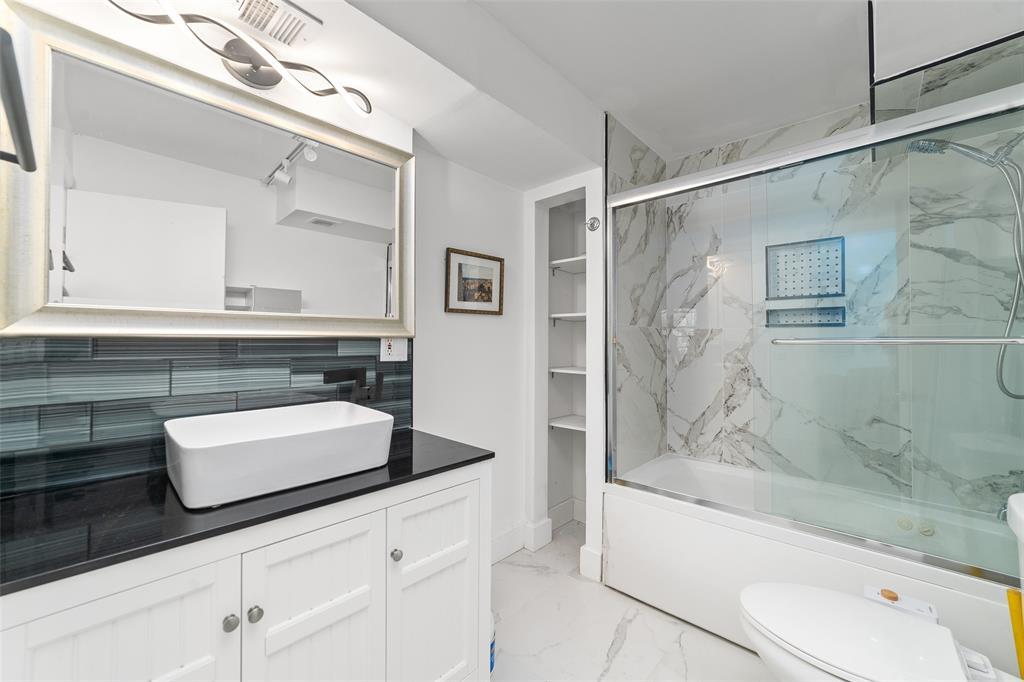 12 Royal Palm Way Unit 103
