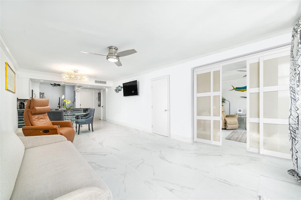 12 Royal Palm Way Unit 103