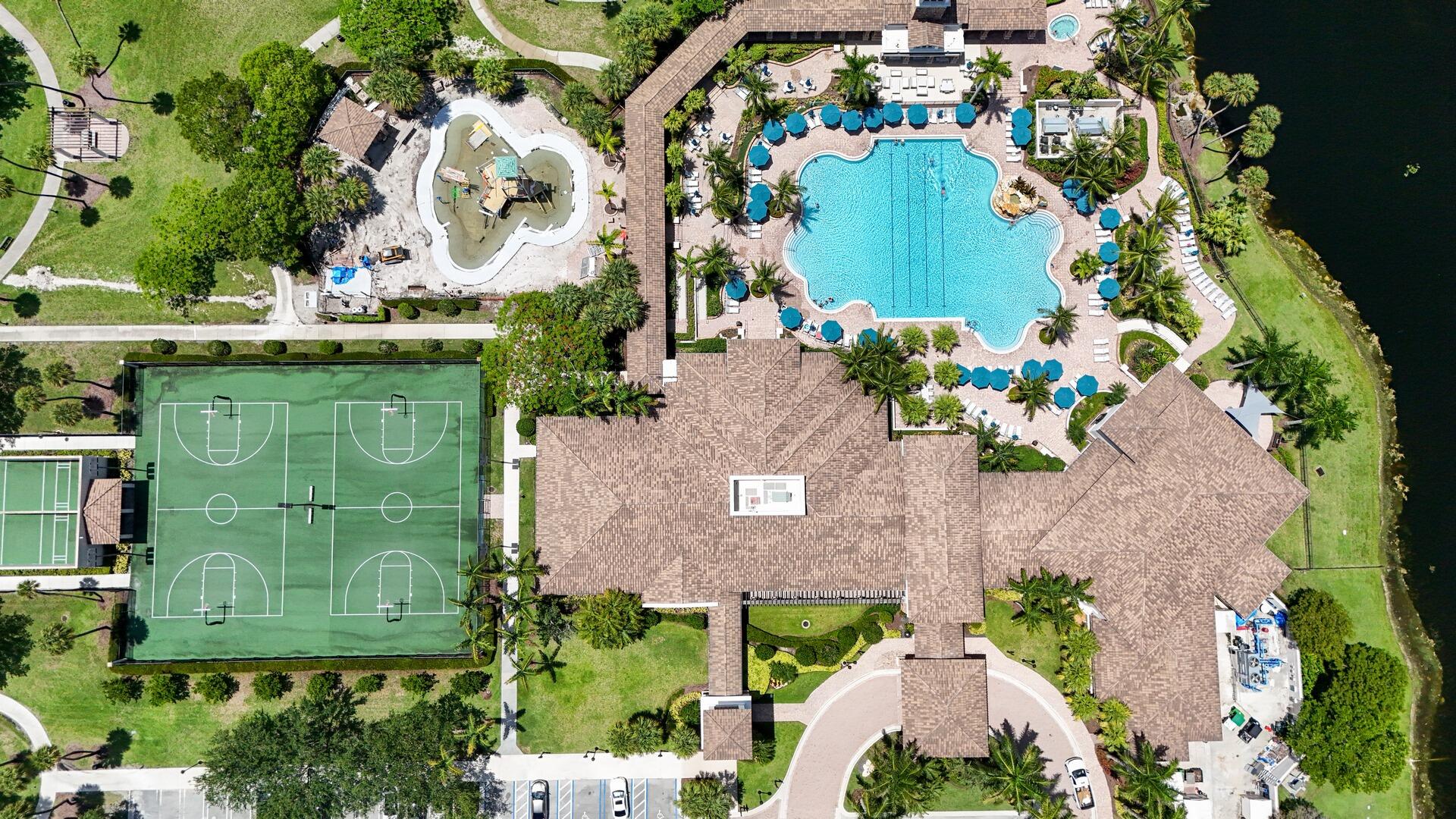 12520 NW 79th Manor