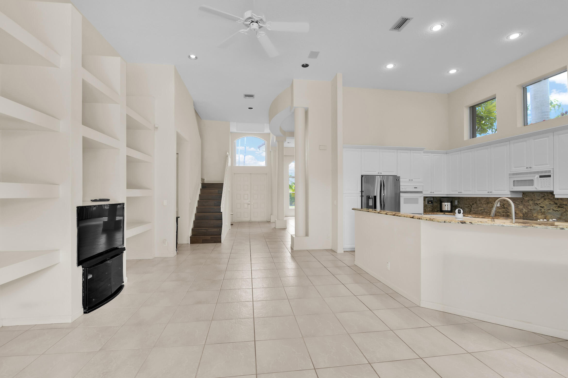4132 NW 55th Place