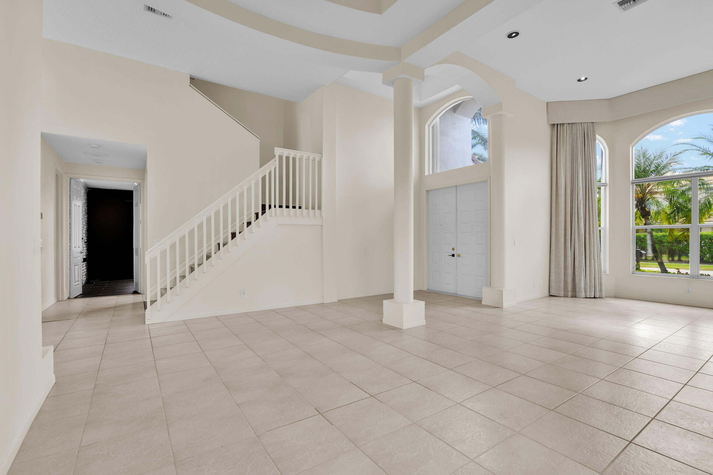 4132 NW 55th Place