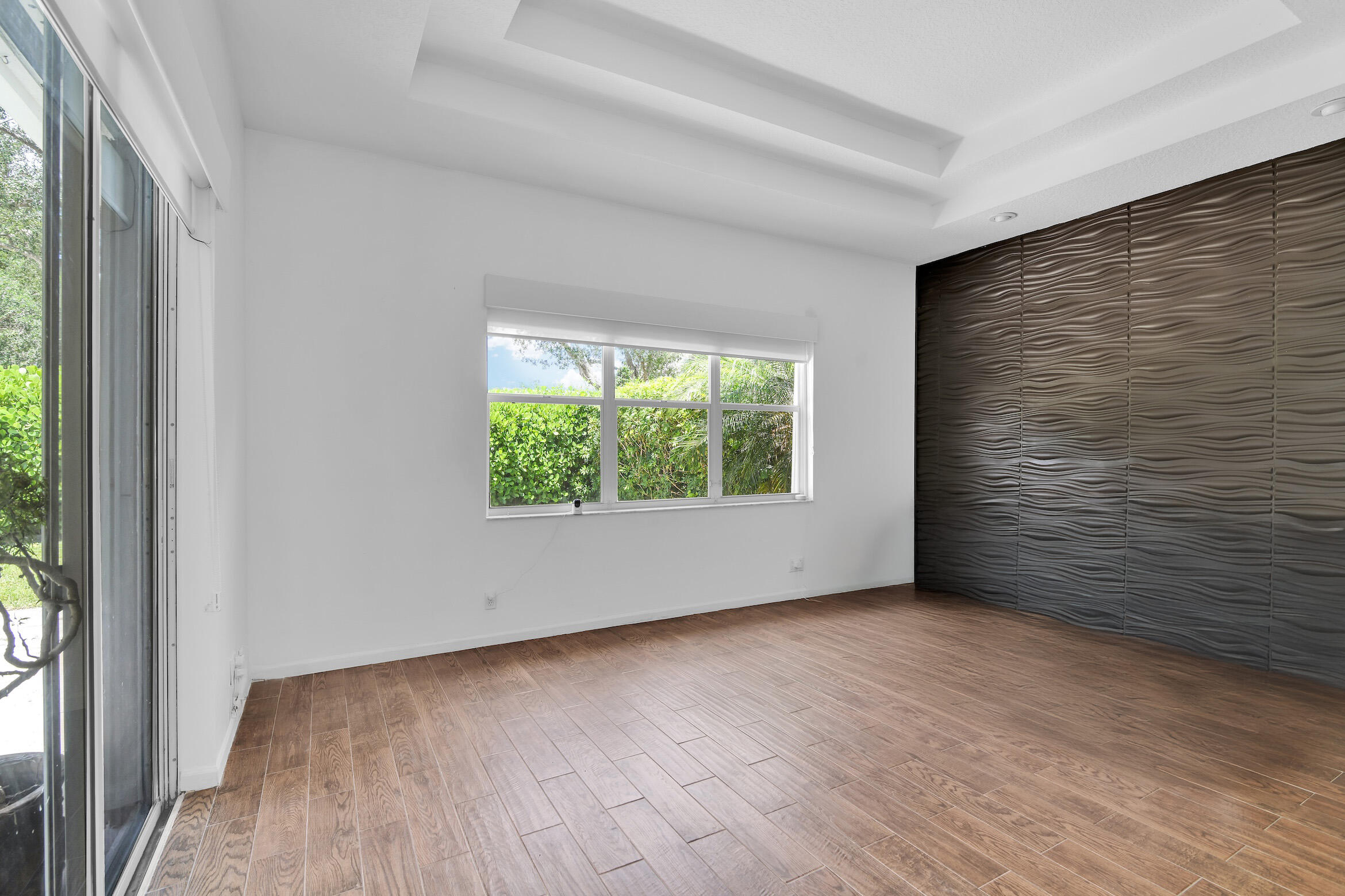 4132 NW 55th Place
