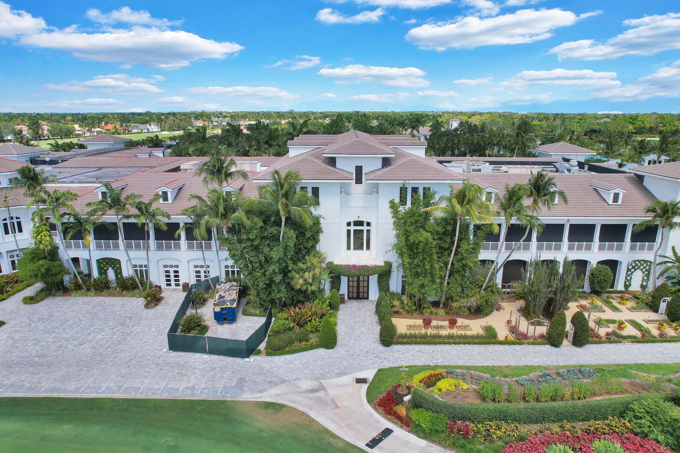 4132 NW 55th Place