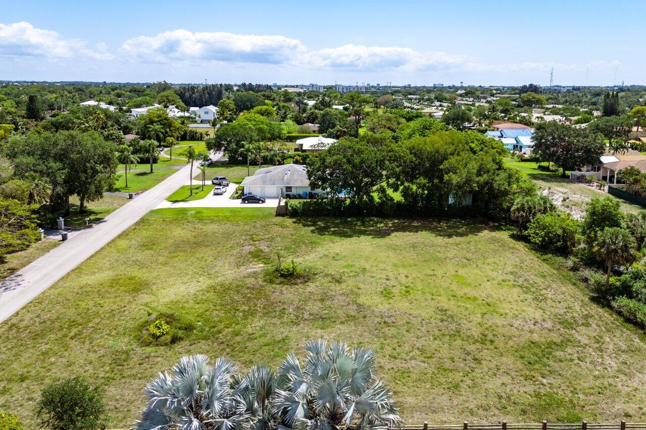 4164 Maurice Drive