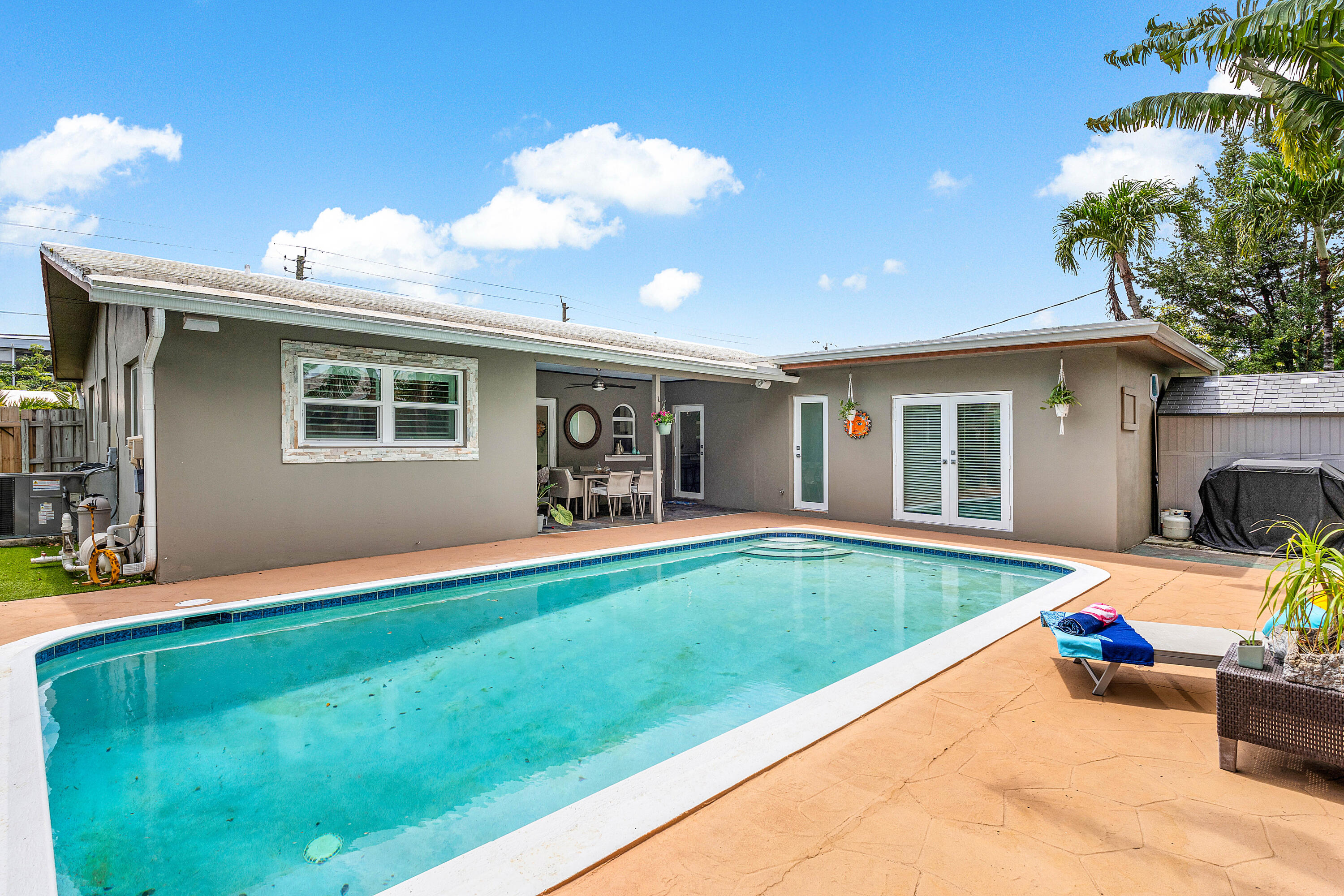 1707 NW 38th Street
