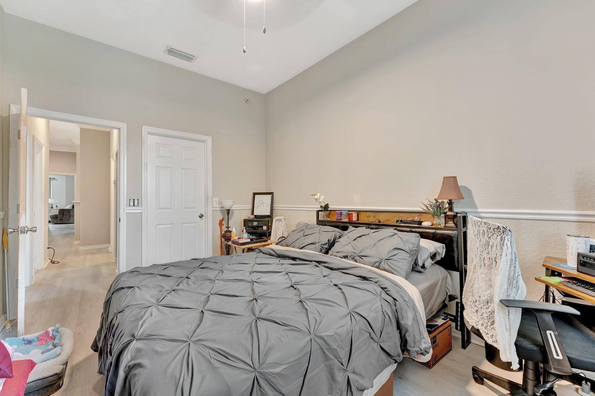 5742 NW 119th Terrace