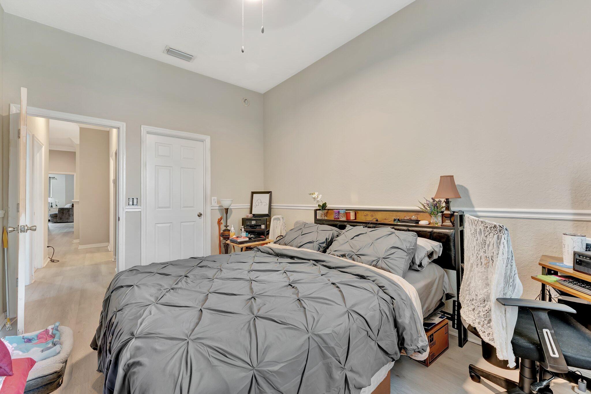 5742 NW 119th Terrace