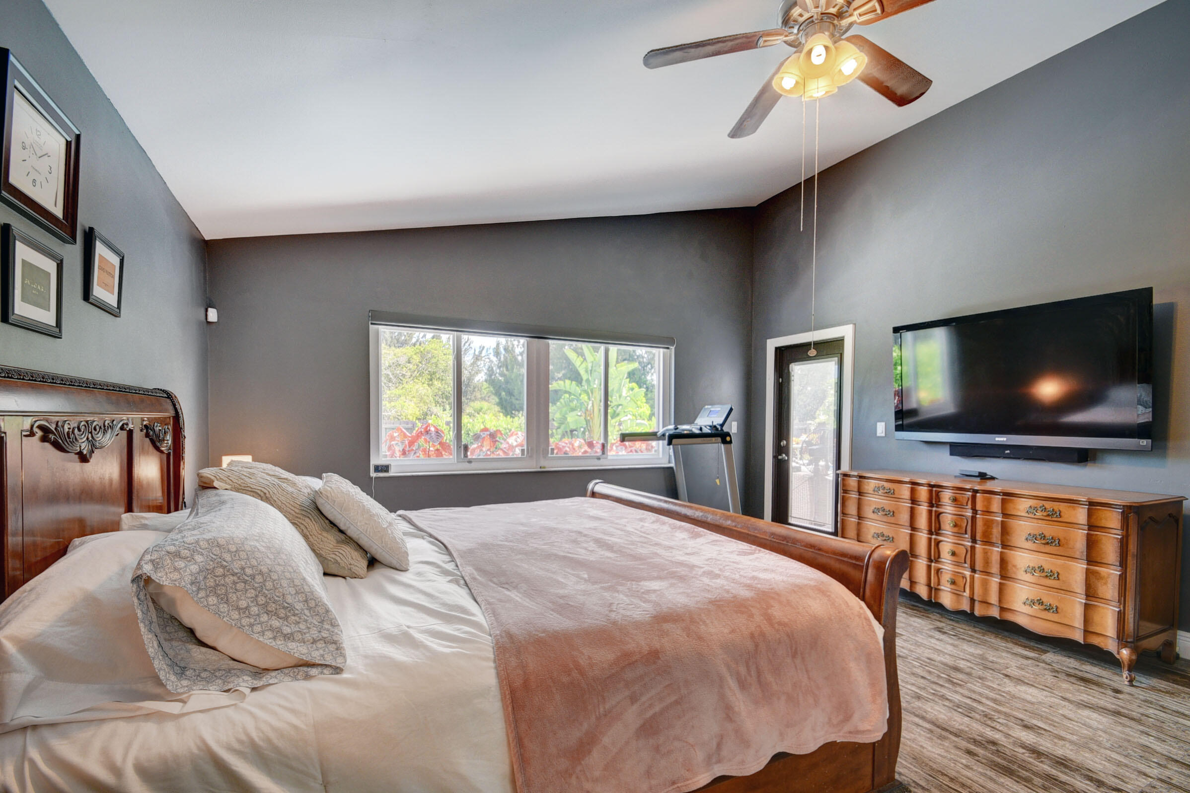 5598 Aspen Ridge Circle