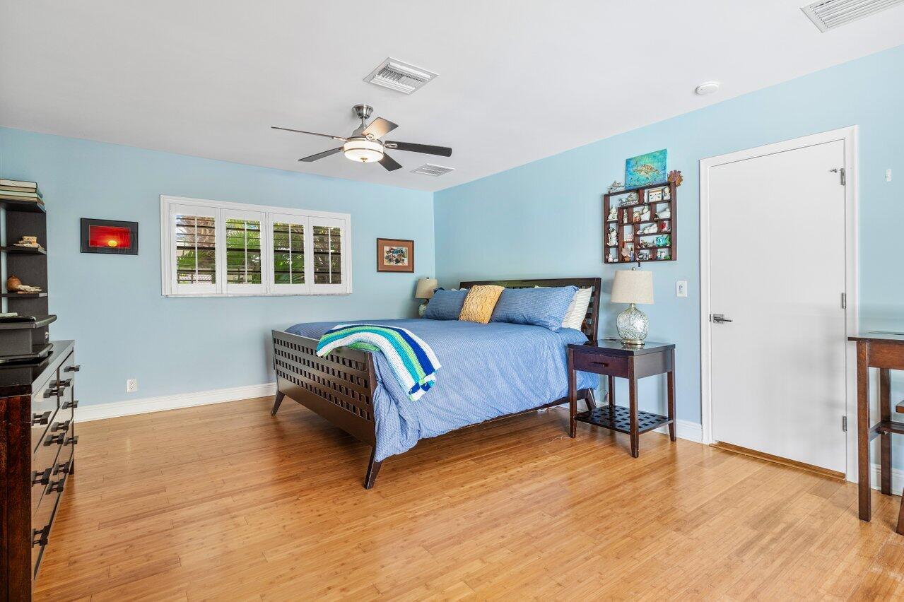 1935 SW 7th Court