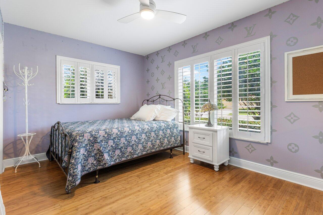 1935 SW 7th Court