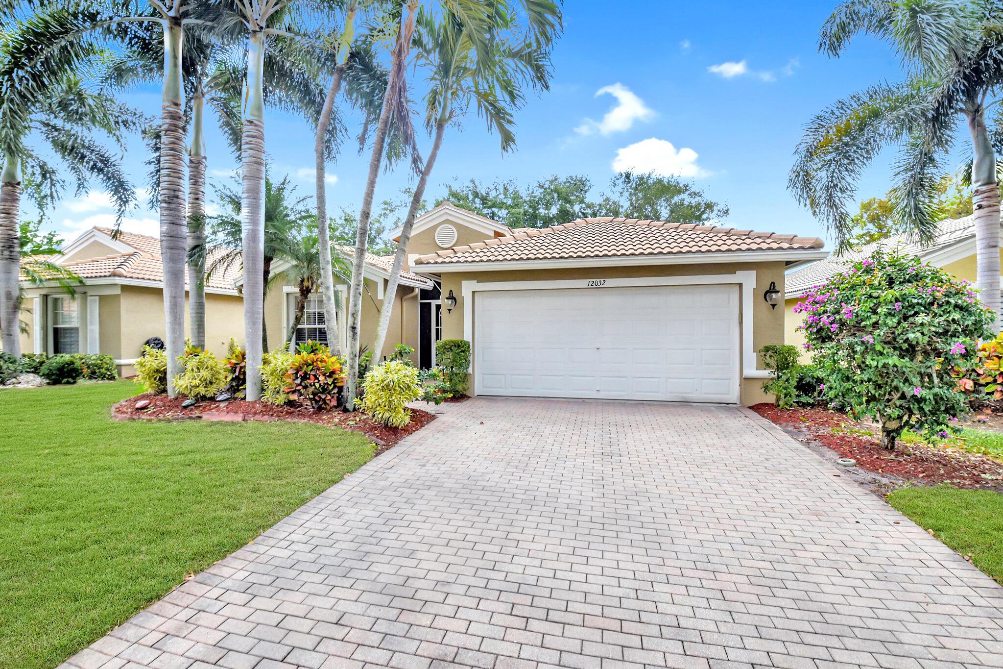 12032 Vita Way