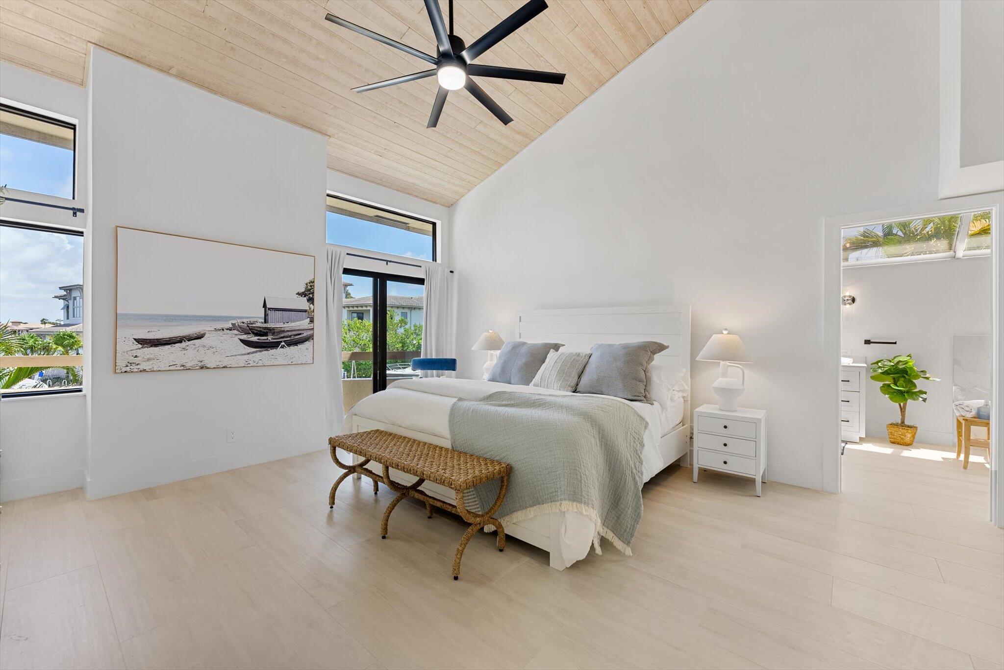 1013 Bel Air Drive 1
