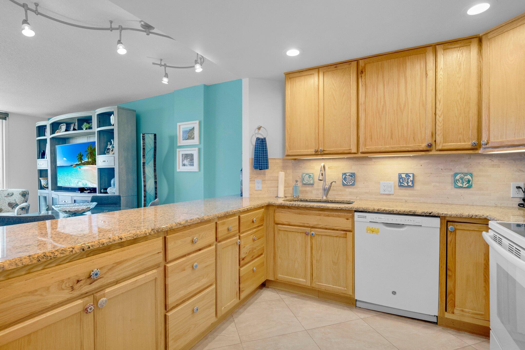 2121 N Ocean Boulevard 1203w