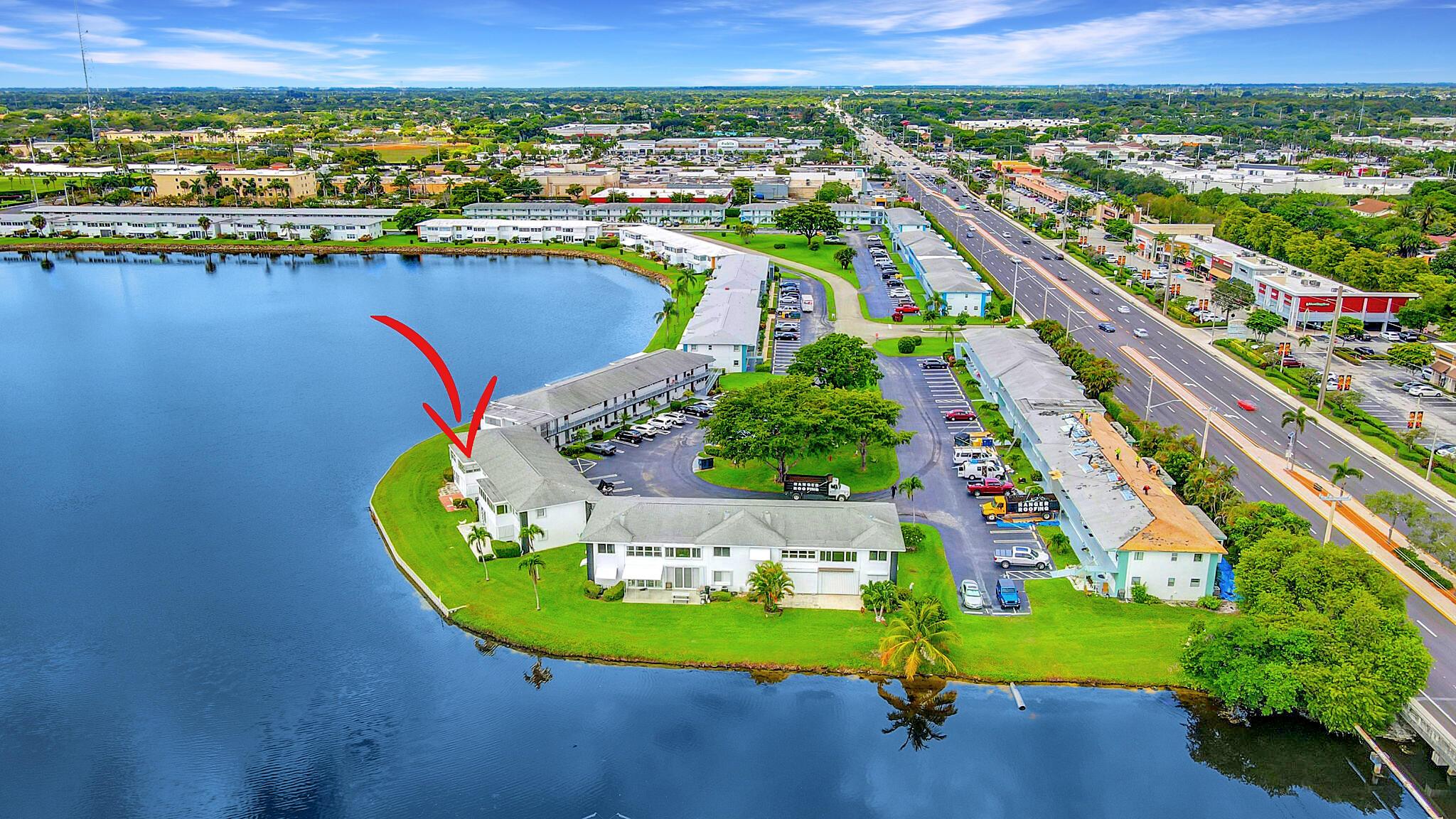 1112 Lake Terrace 207