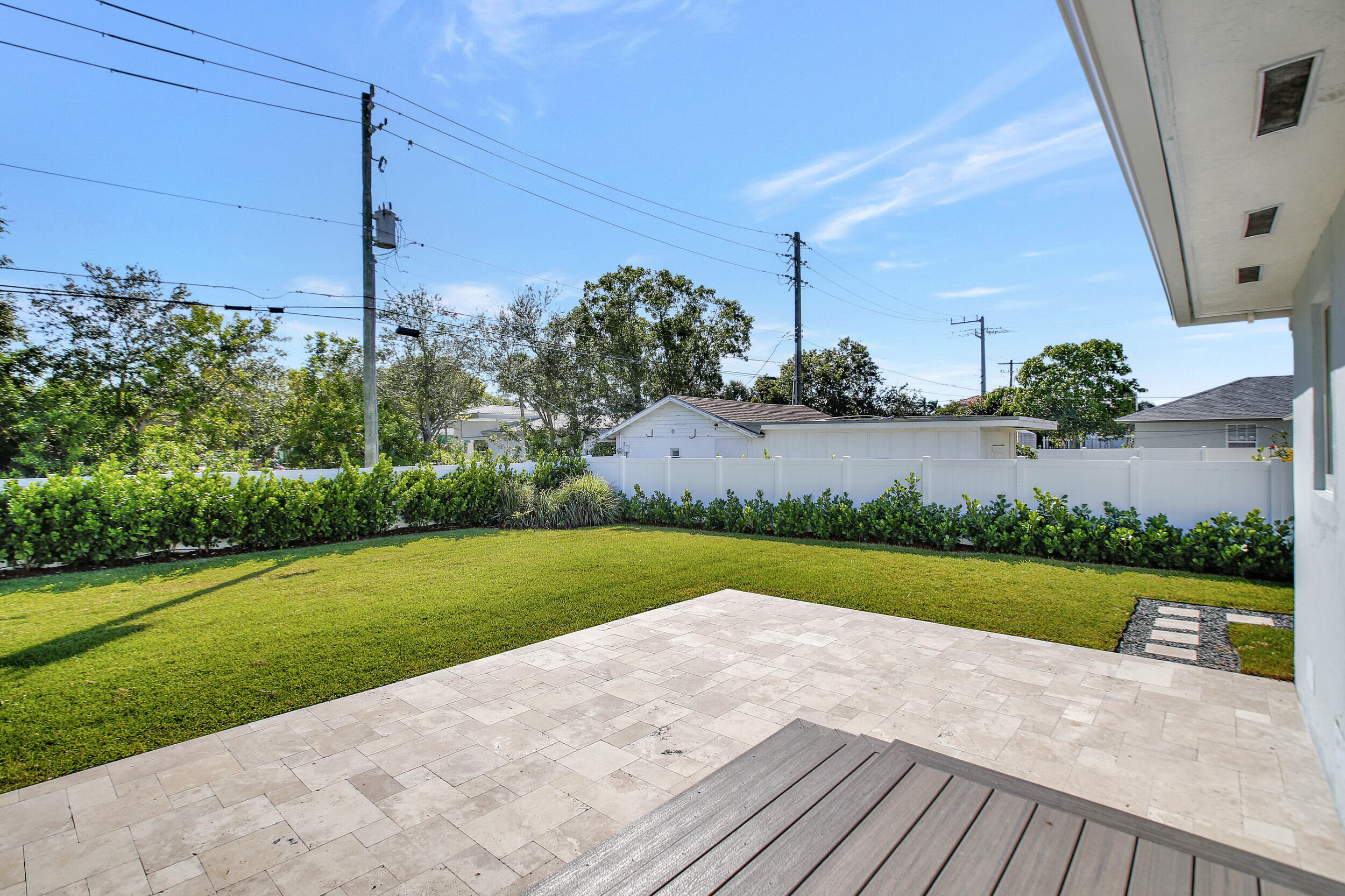 923 SE 4th Avenue