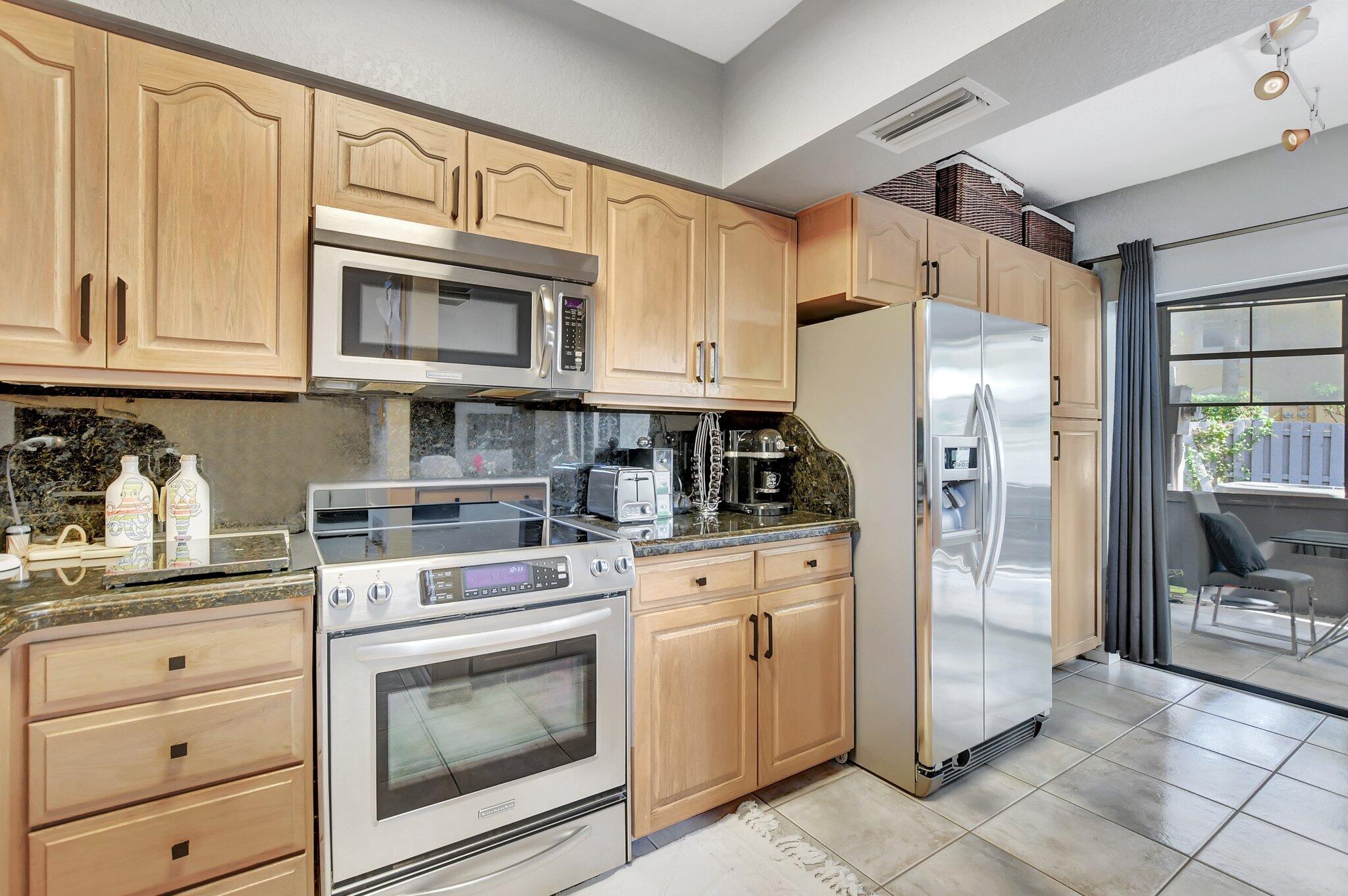 6650 Thornhill Court