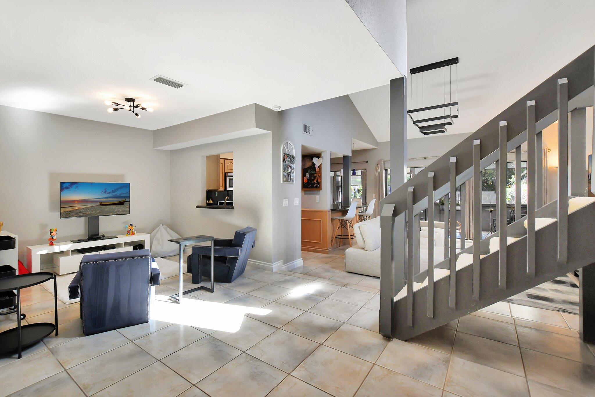 6650 Thornhill Court