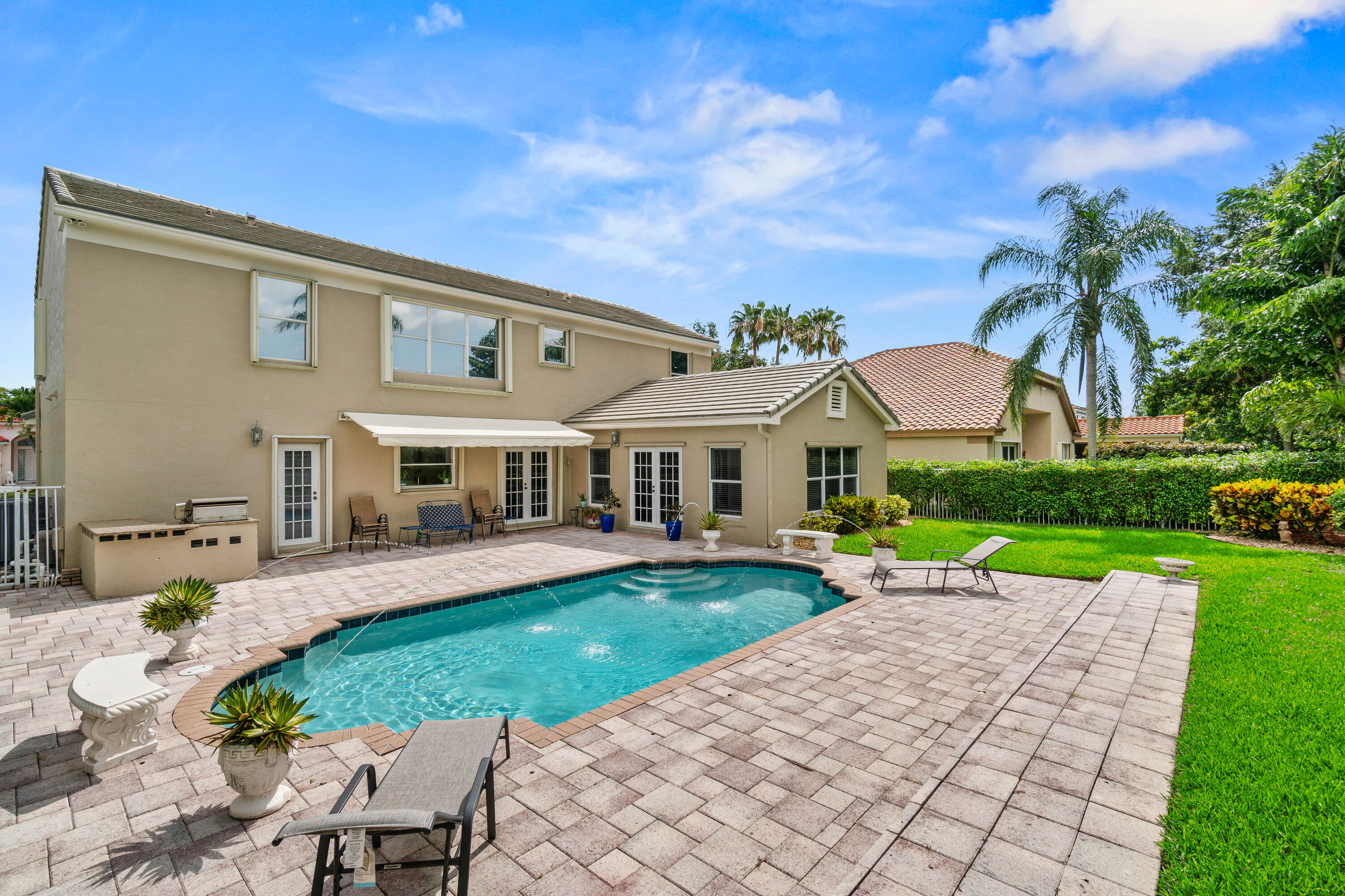6392 Old Medinah Circle