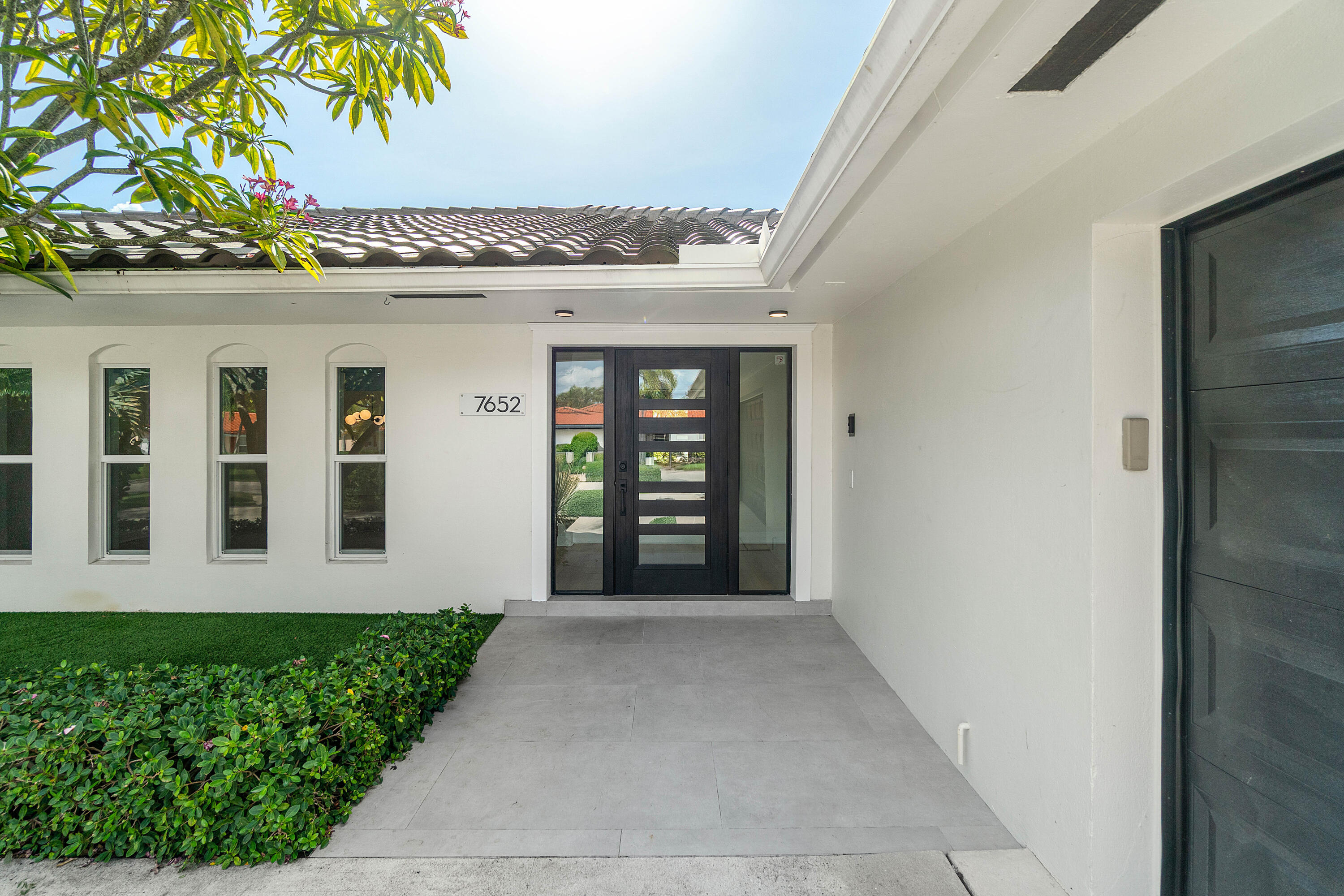 7652 Palm Road