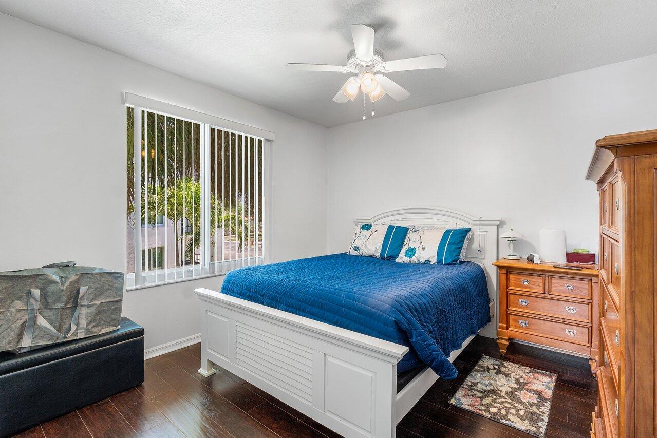 1109 Villa Circle