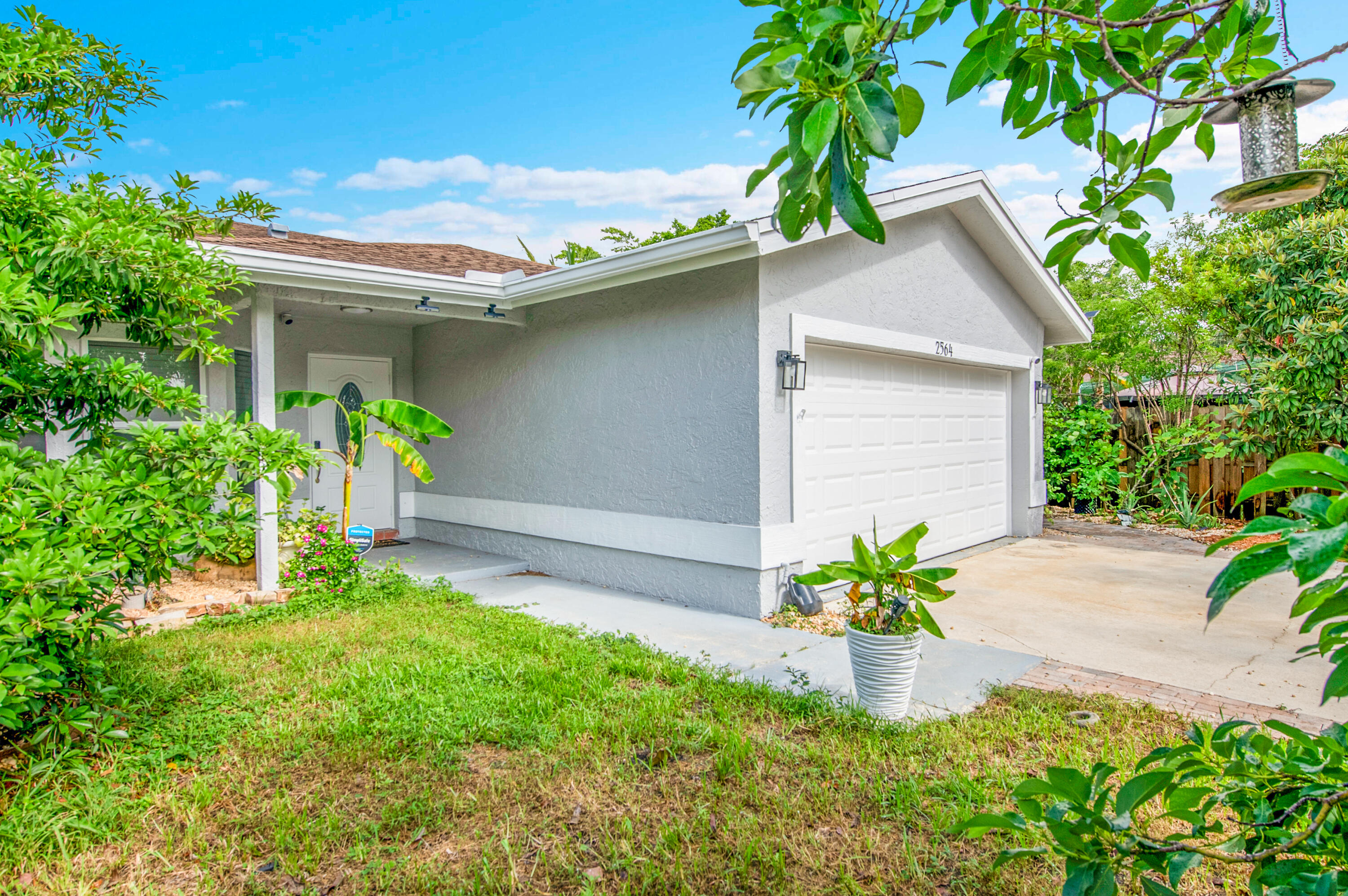 2564 NW 95th Terrace