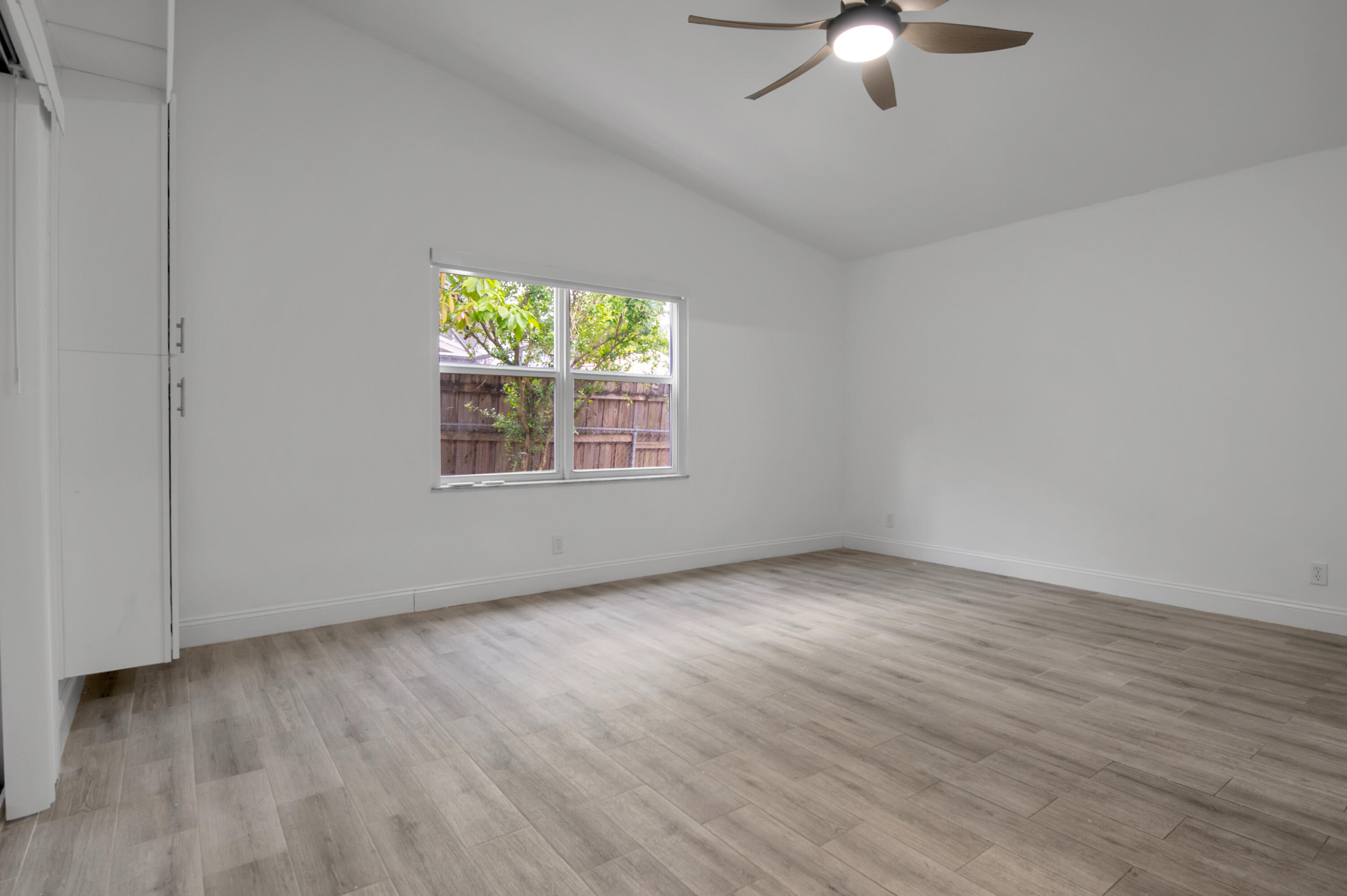 2564 NW 95th Terrace